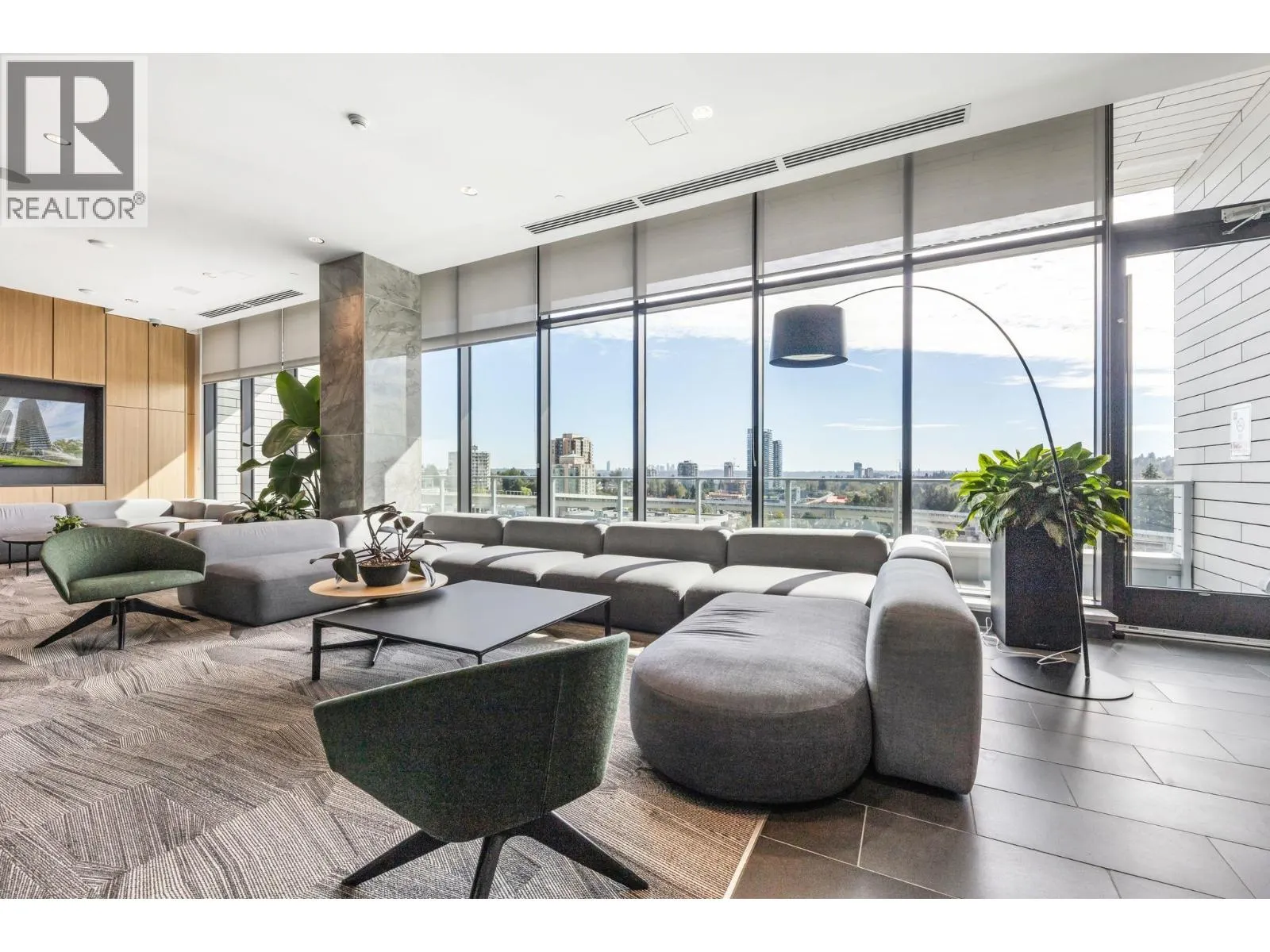 1607 3809 EVERGREEN PLACE