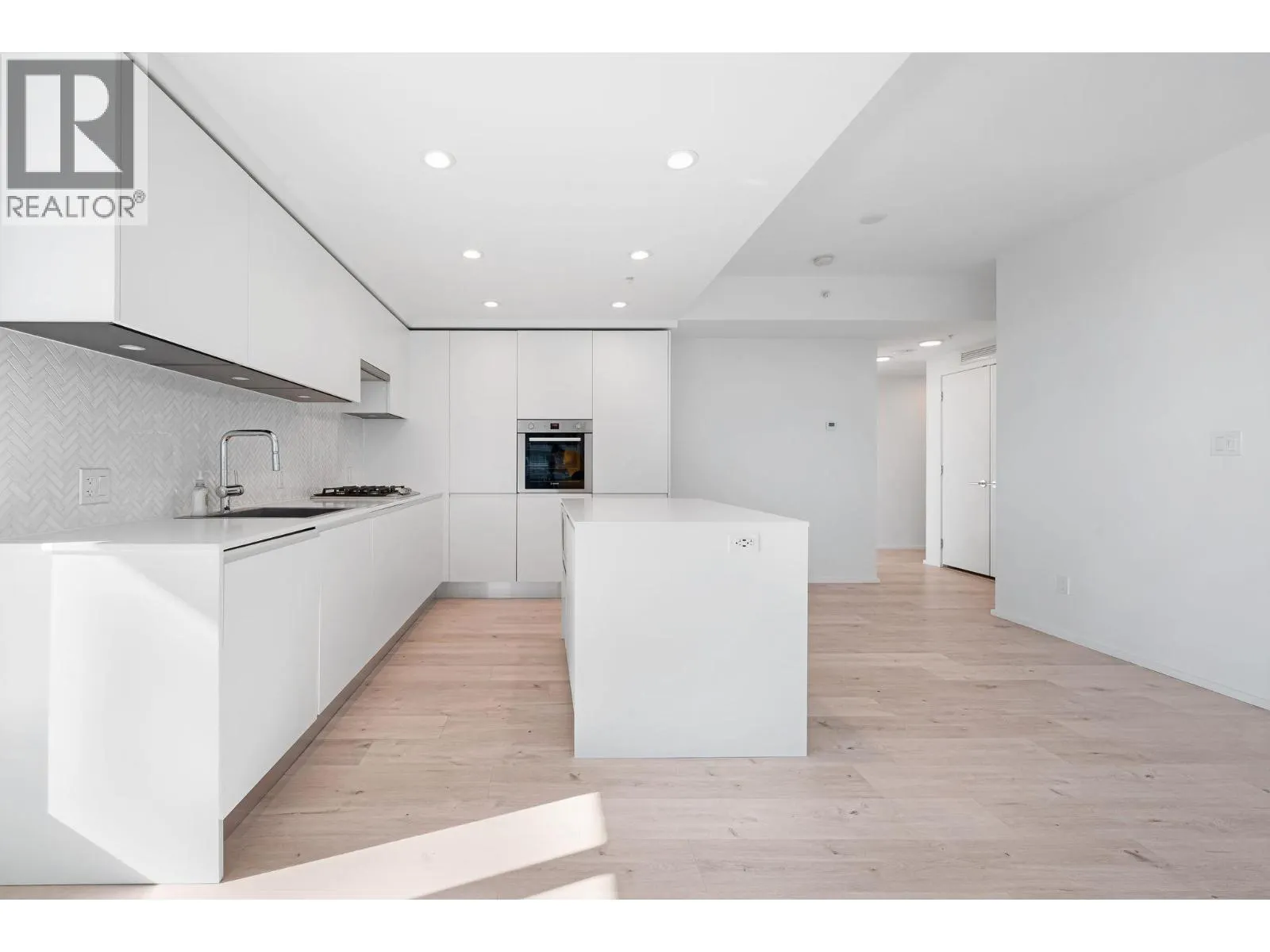 1607 3809 EVERGREEN PLACE