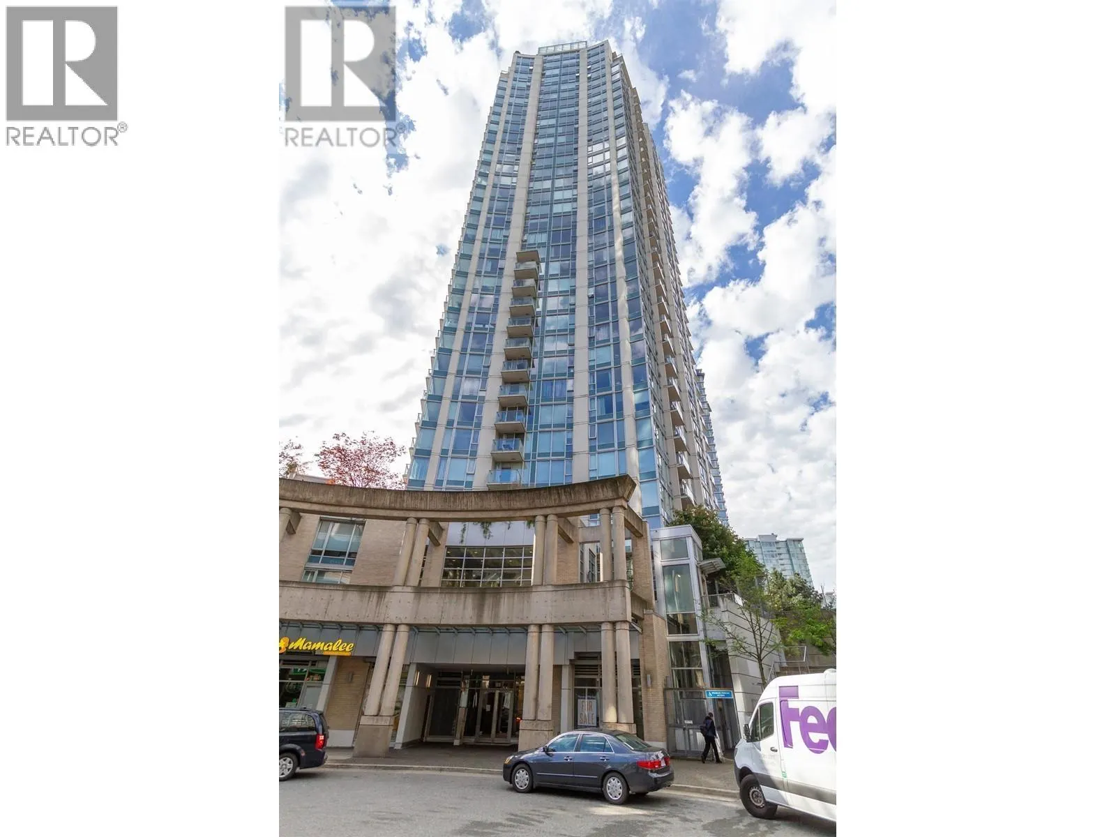 801 188 KEEFER PLACE