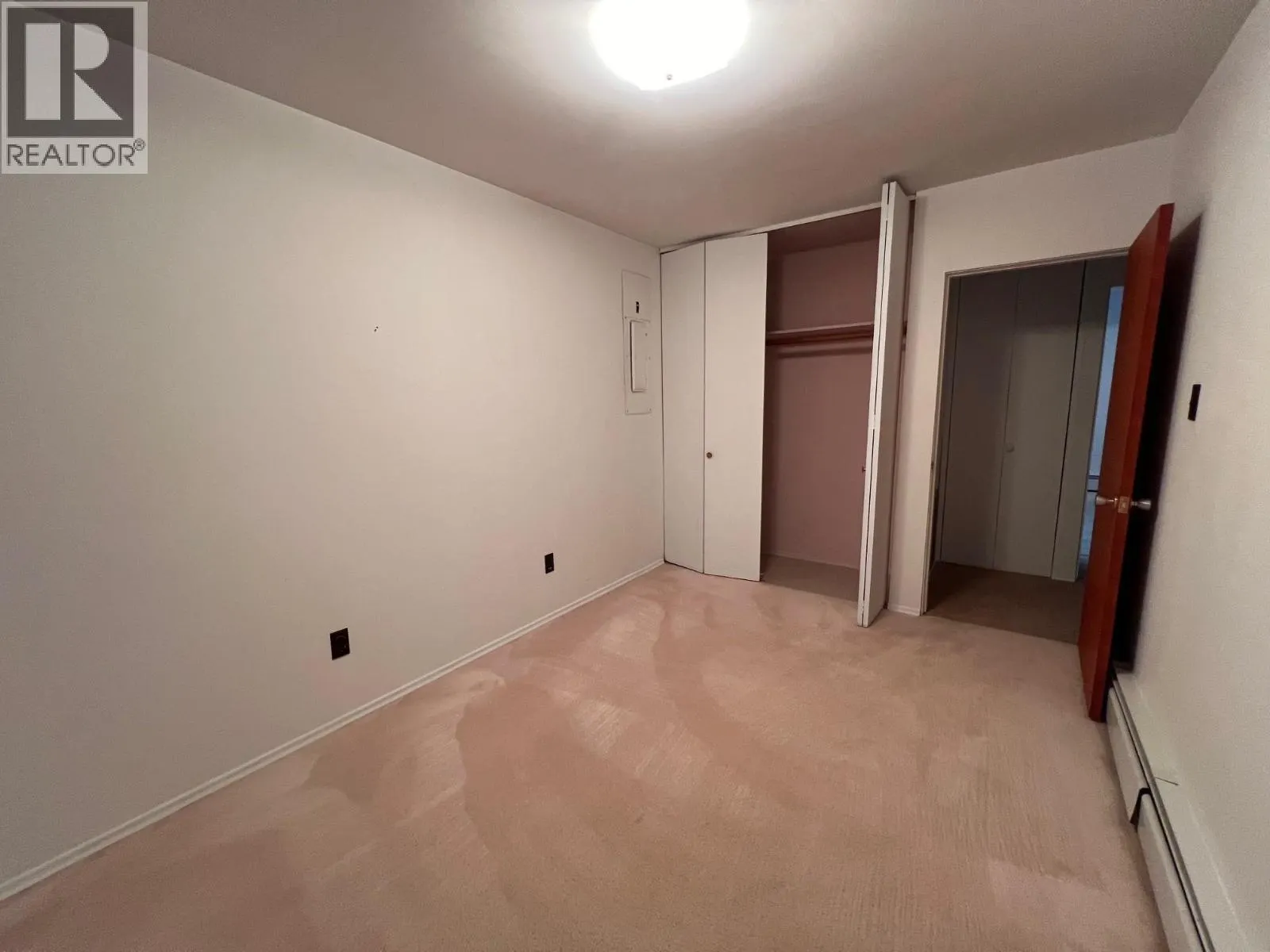 1408 COLUMBIA DRIVE
