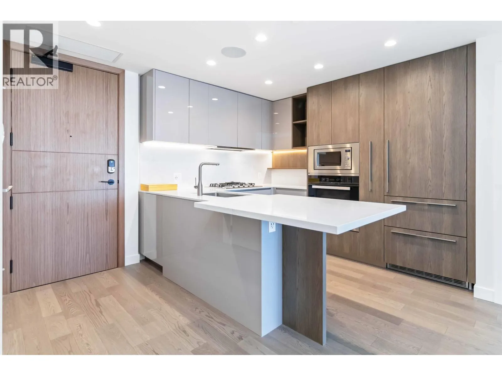 1103 6811 PEARSON WAY