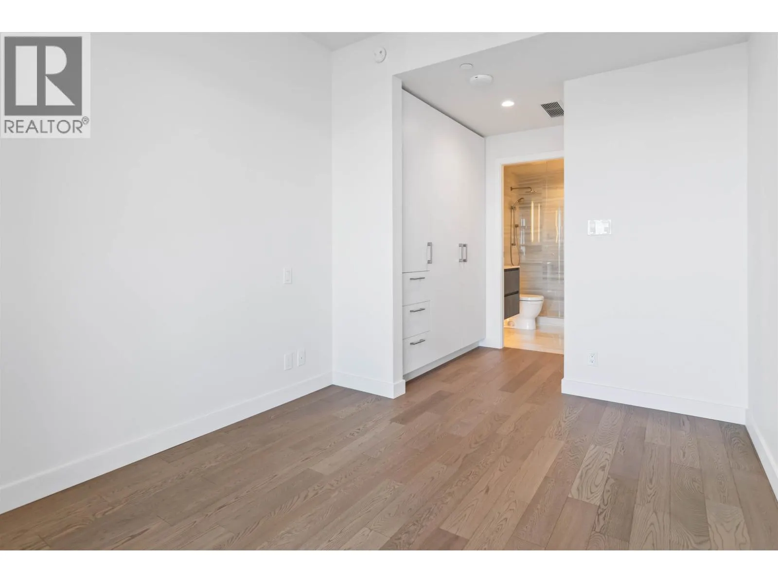 1103 6811 PEARSON WAY