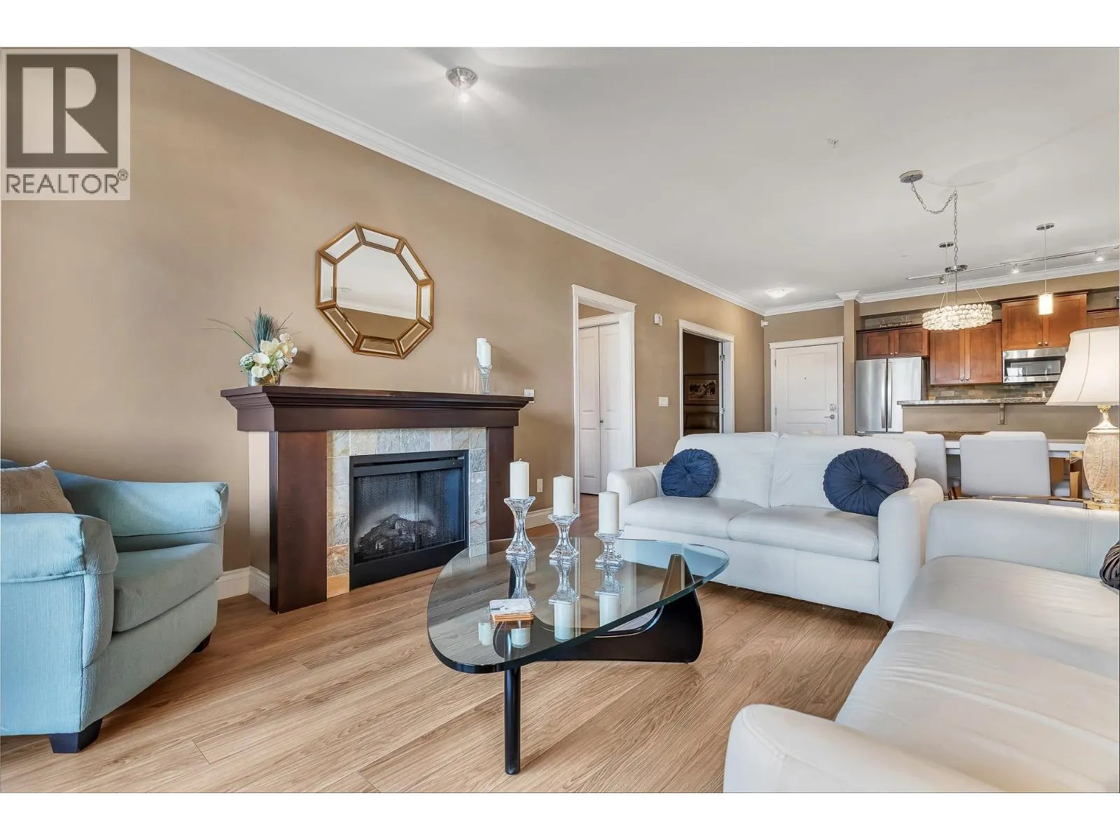 301 12268 224 STREET