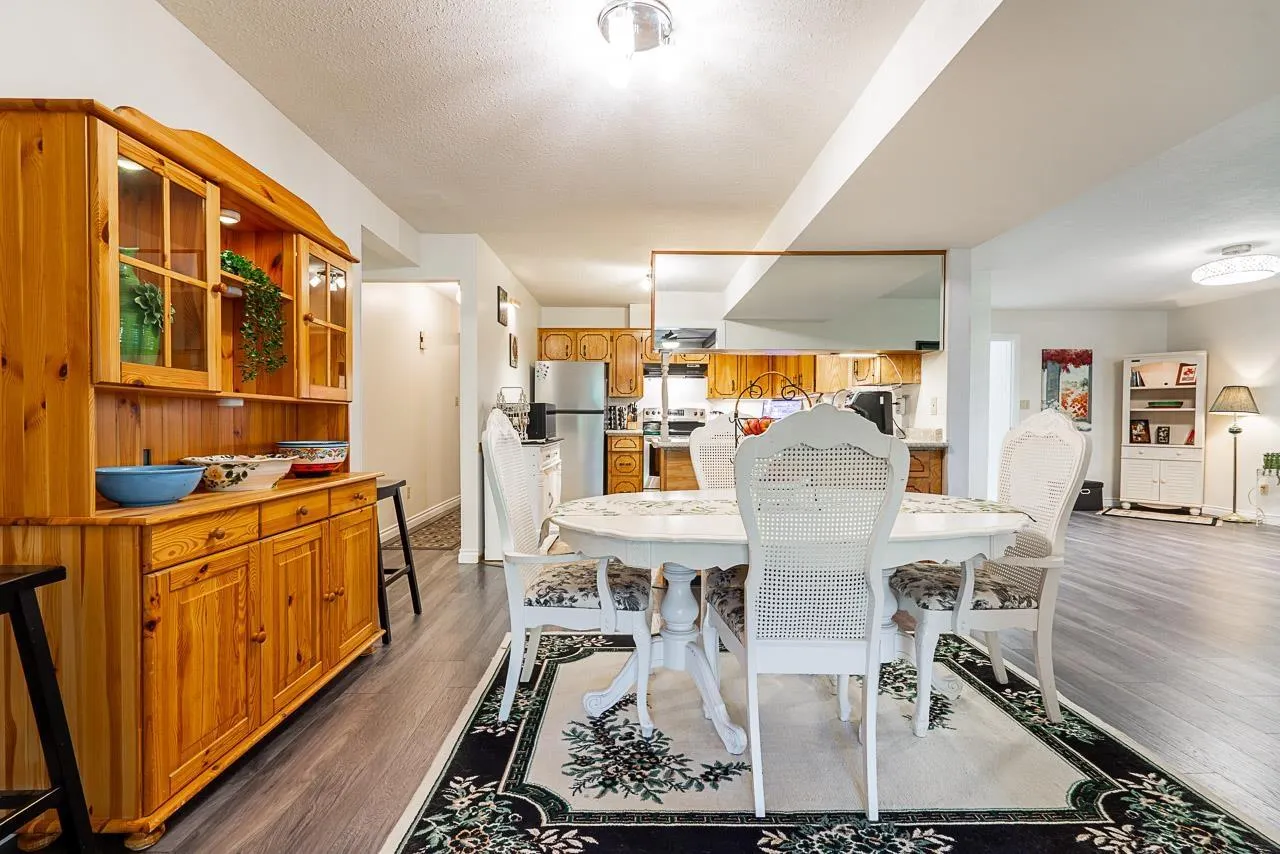 8053 BEAVER DRIVE