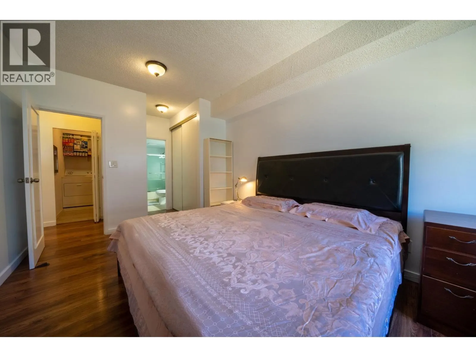 118 8511 WESTMINSTER HIGHWAY
