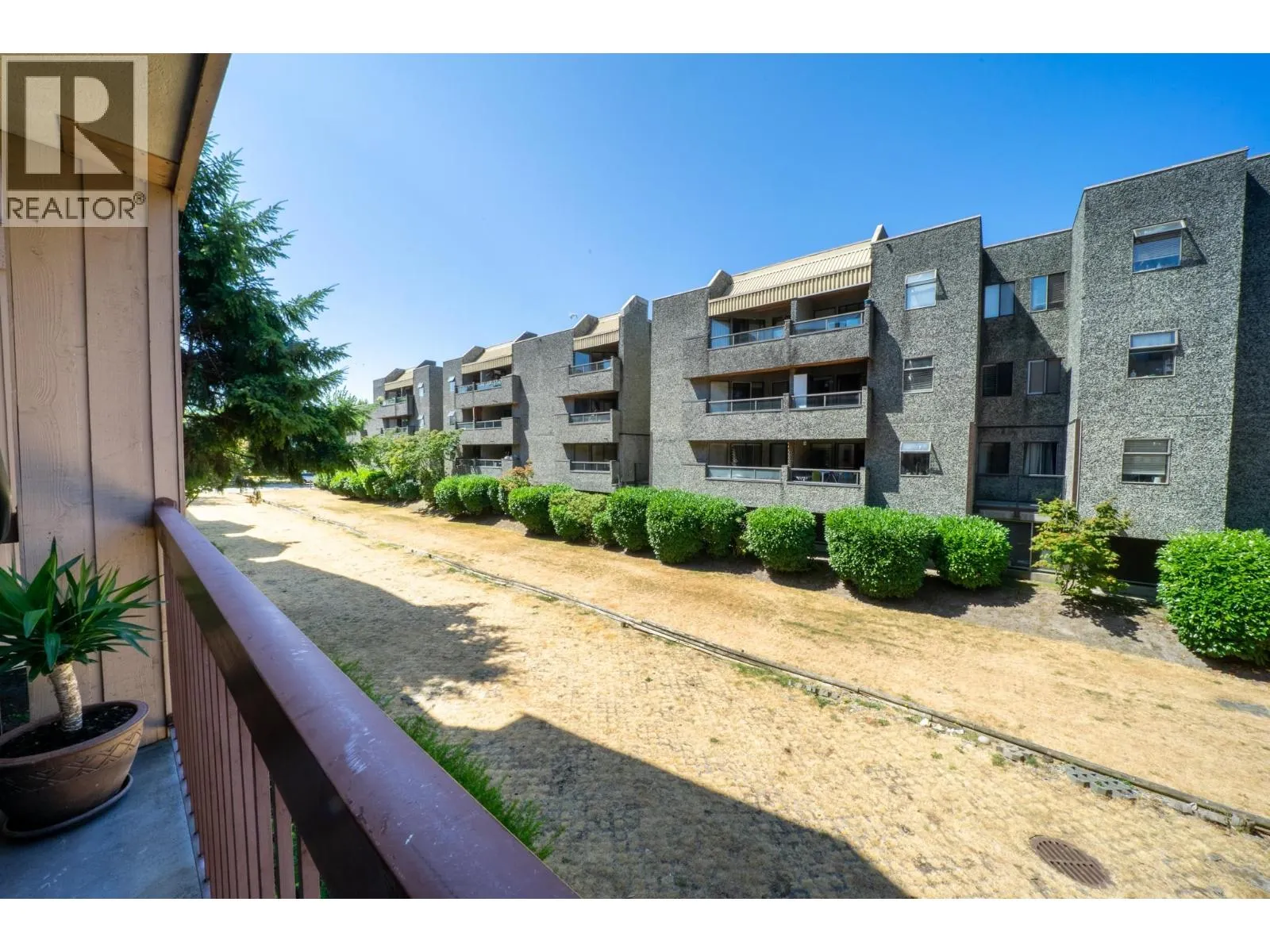 118 8511 WESTMINSTER HIGHWAY
