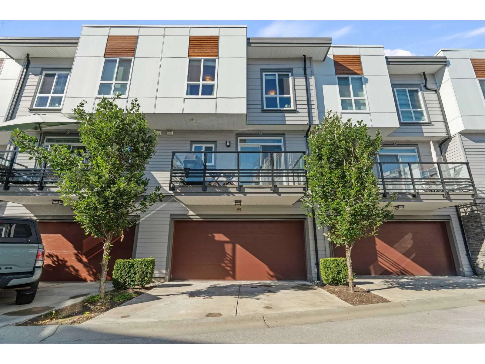 99 7947 209 STREET