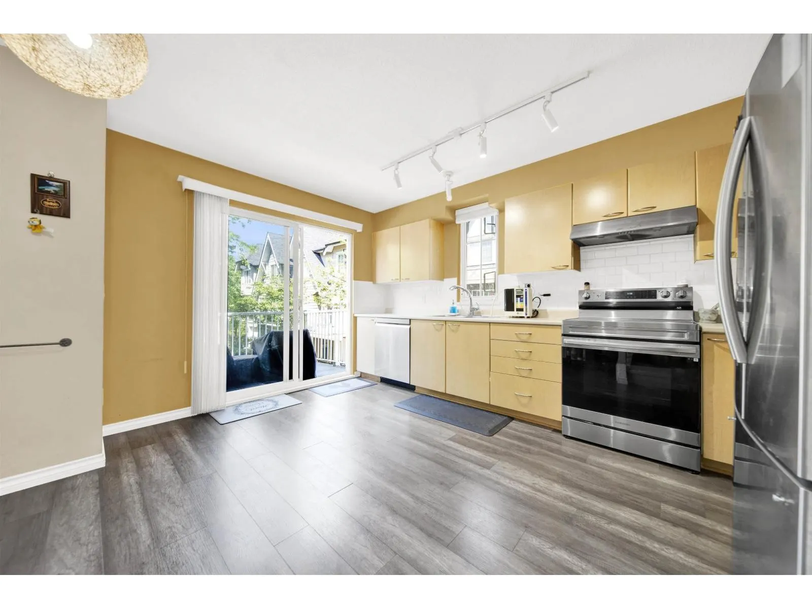 9 12778 66 AVENUE