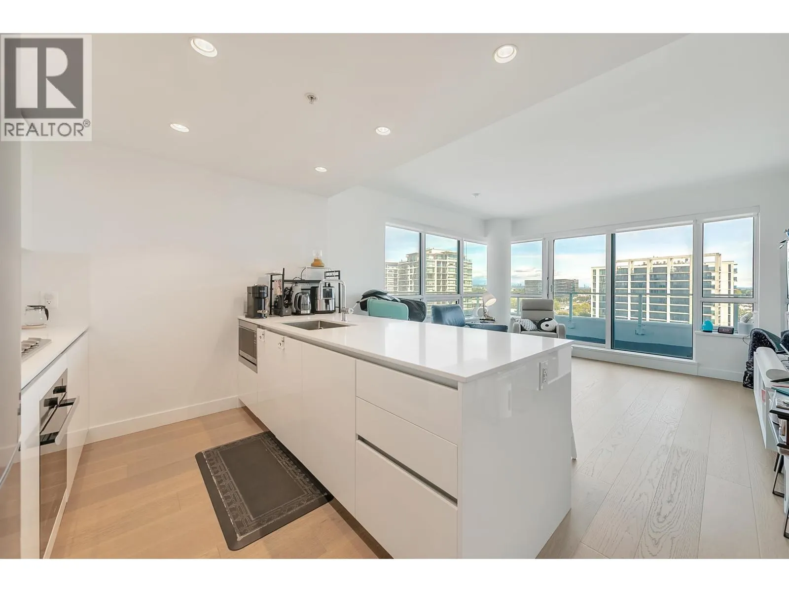 1007 5766 GILBERT ROAD