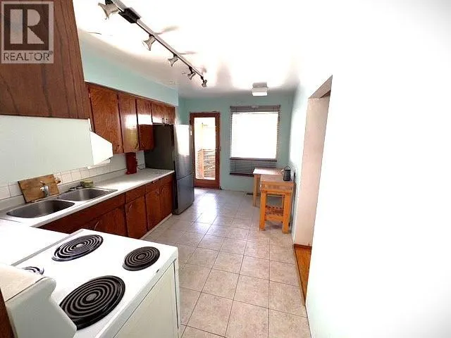 2274 MCLEAN DRIVE