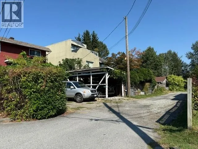 2274 MCLEAN DRIVE