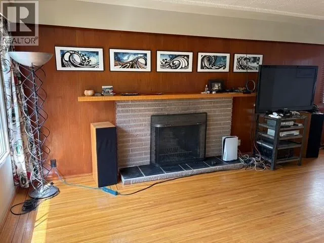 2274 MCLEAN DRIVE
