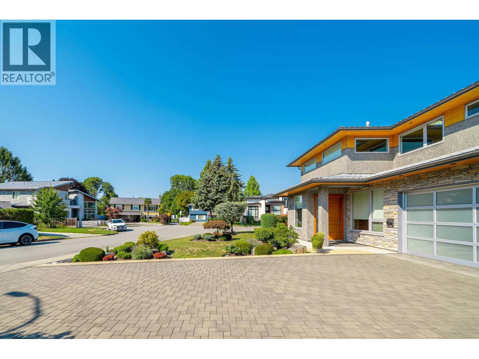 10960 ROSECROFT CRESCENT