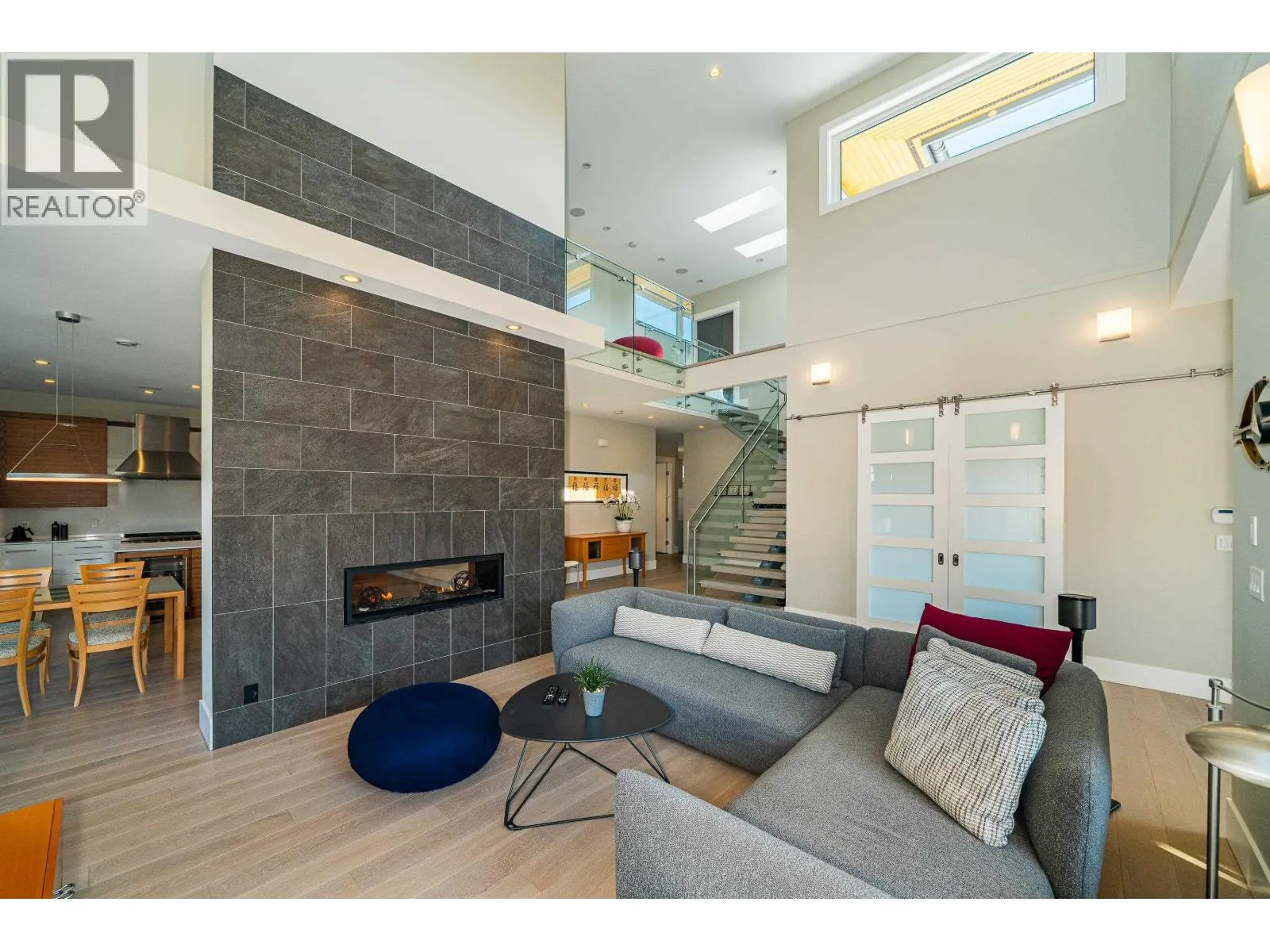 10960 ROSECROFT CRESCENT
