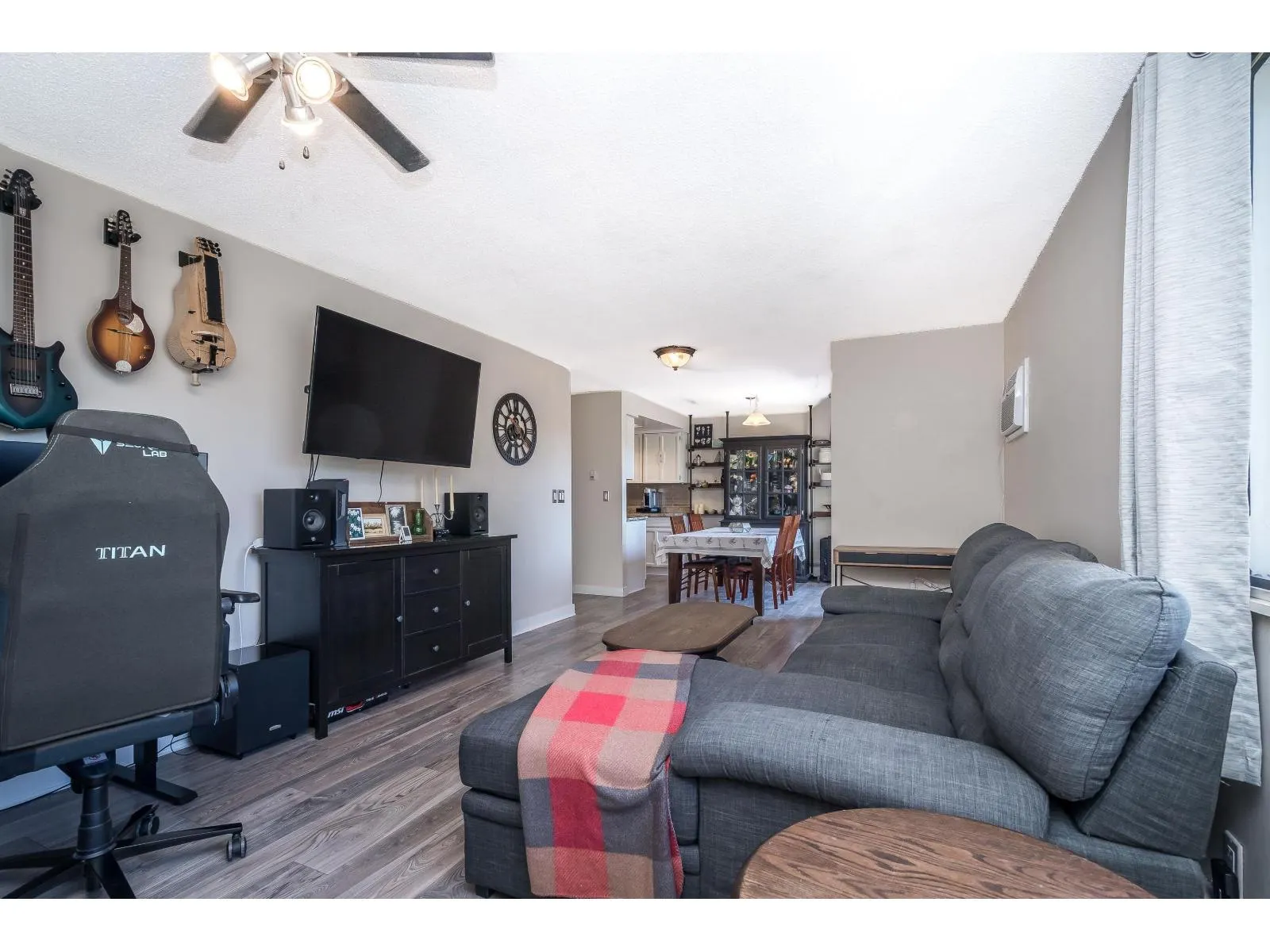 102 20420 54 AVENUE