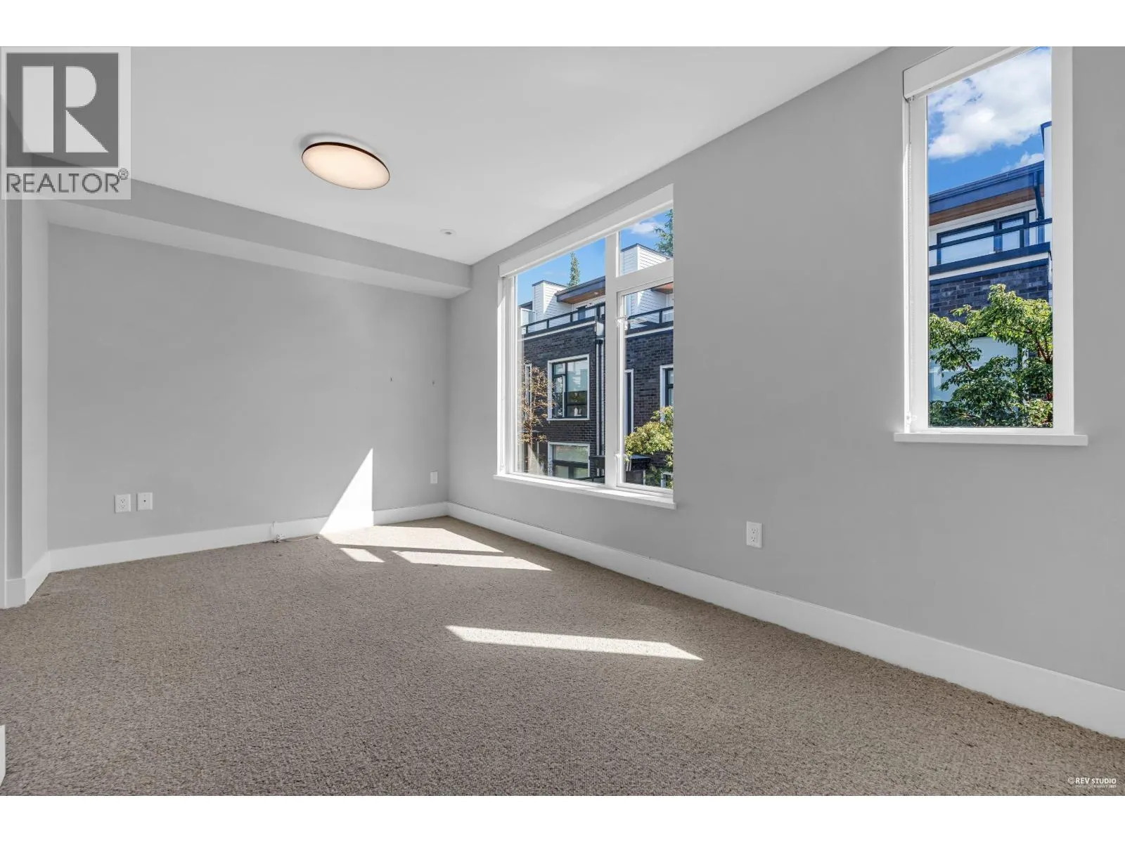 7478 GRANVILLE STREET