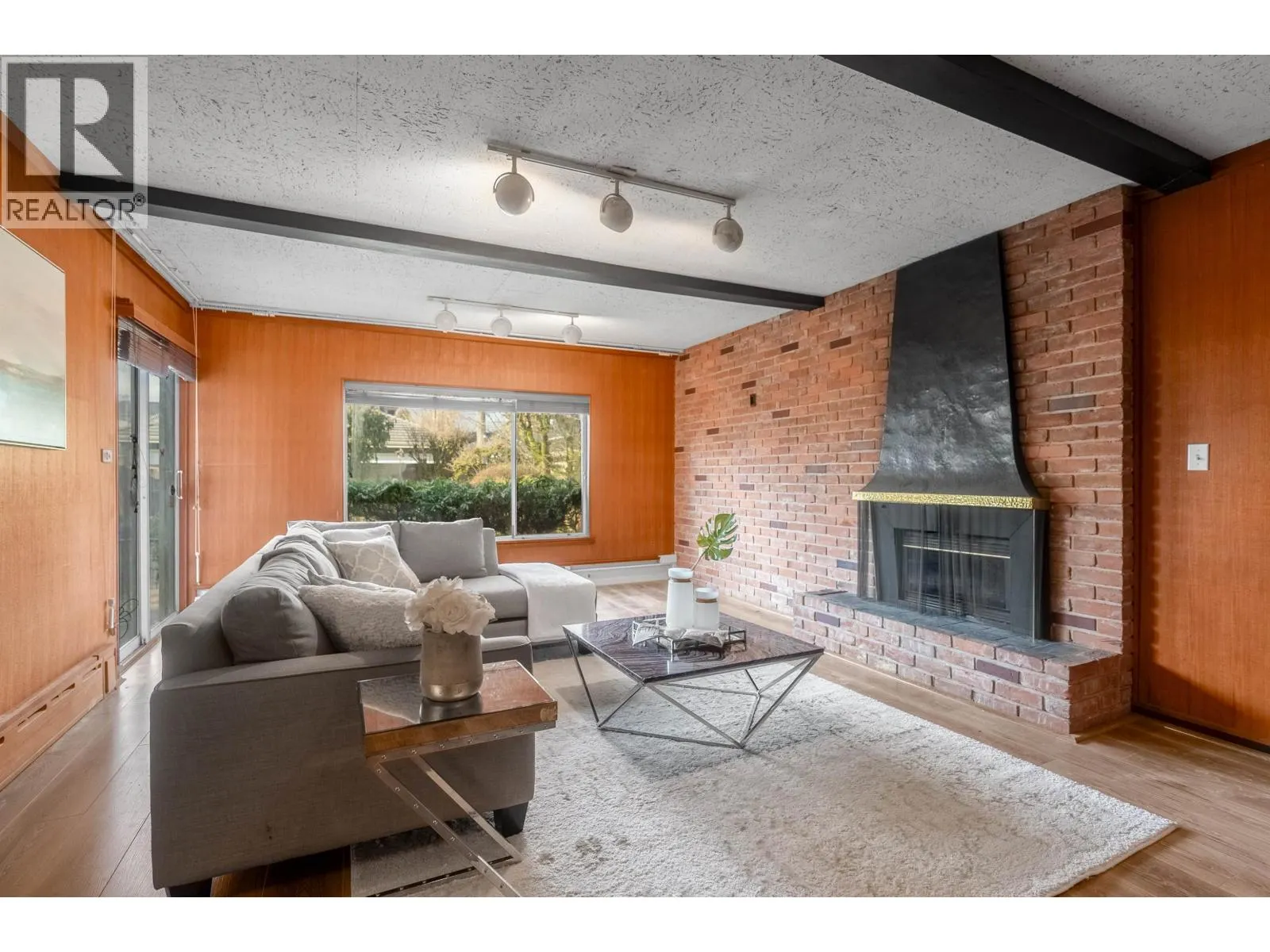 1035 W 48TH AVENUE