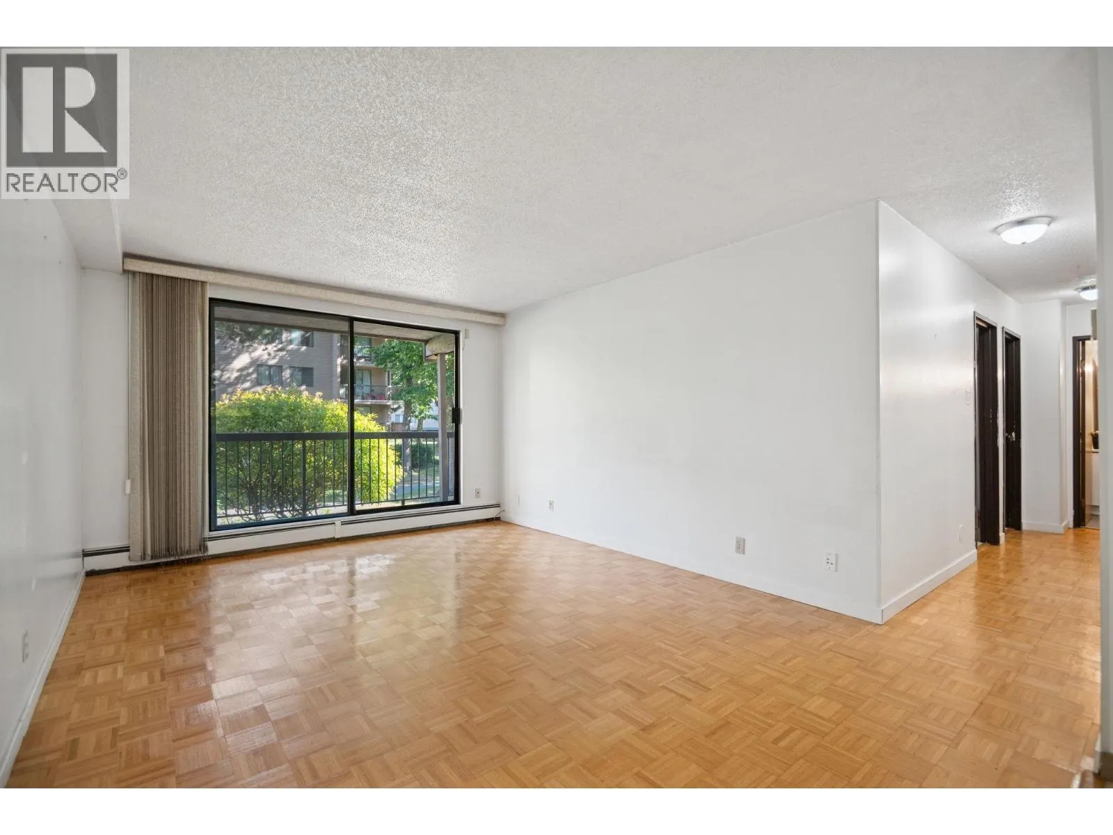 134 8411 ACKROYD ROAD