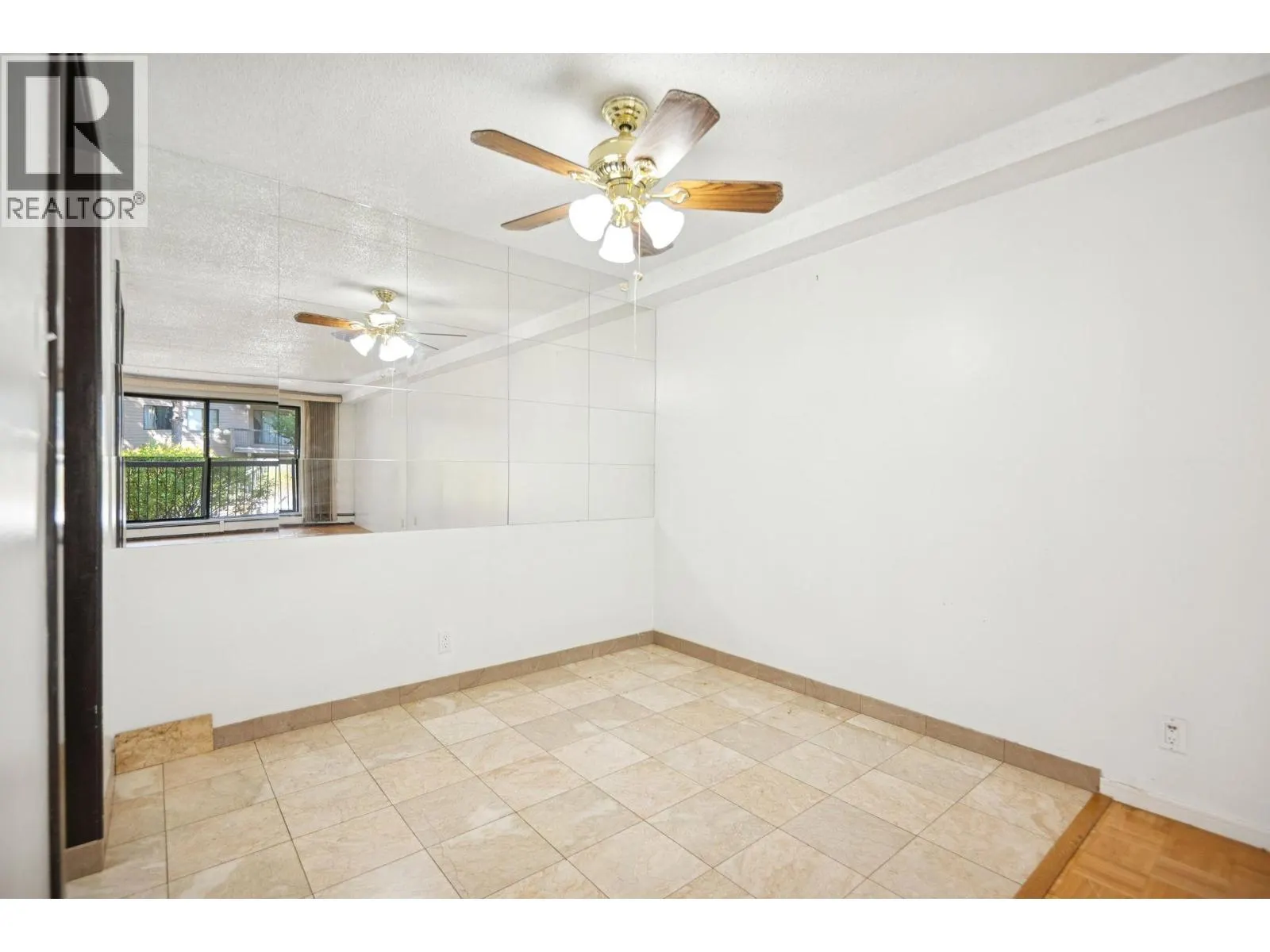 134 8411 ACKROYD ROAD