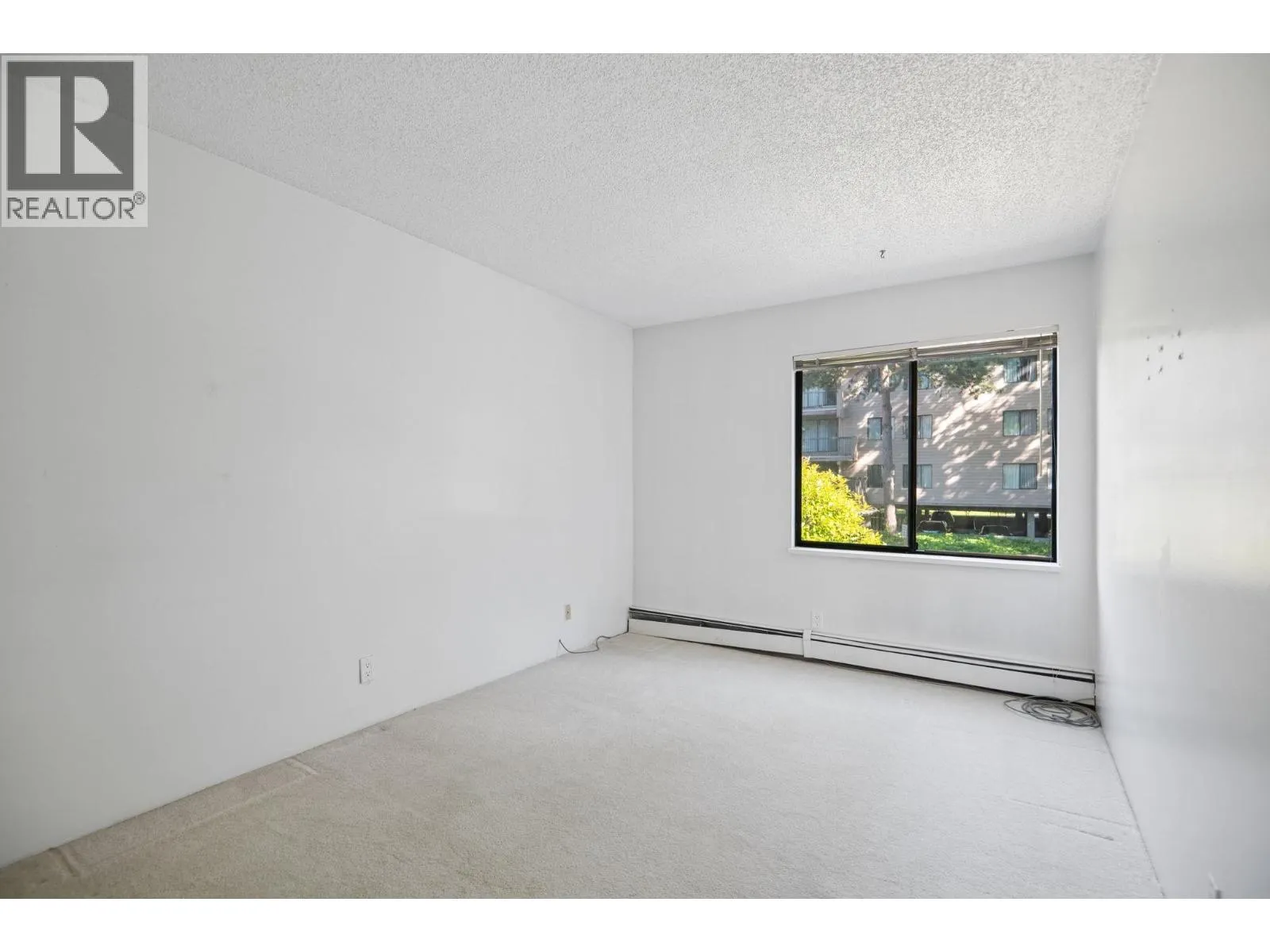134 8411 ACKROYD ROAD