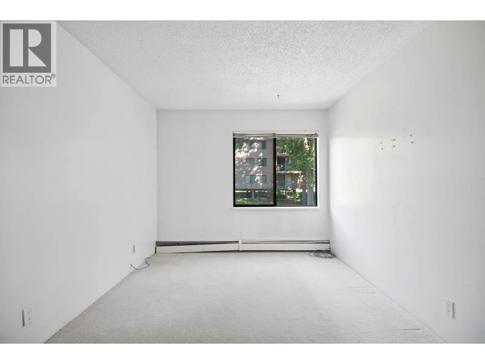 134 8411 ACKROYD ROAD