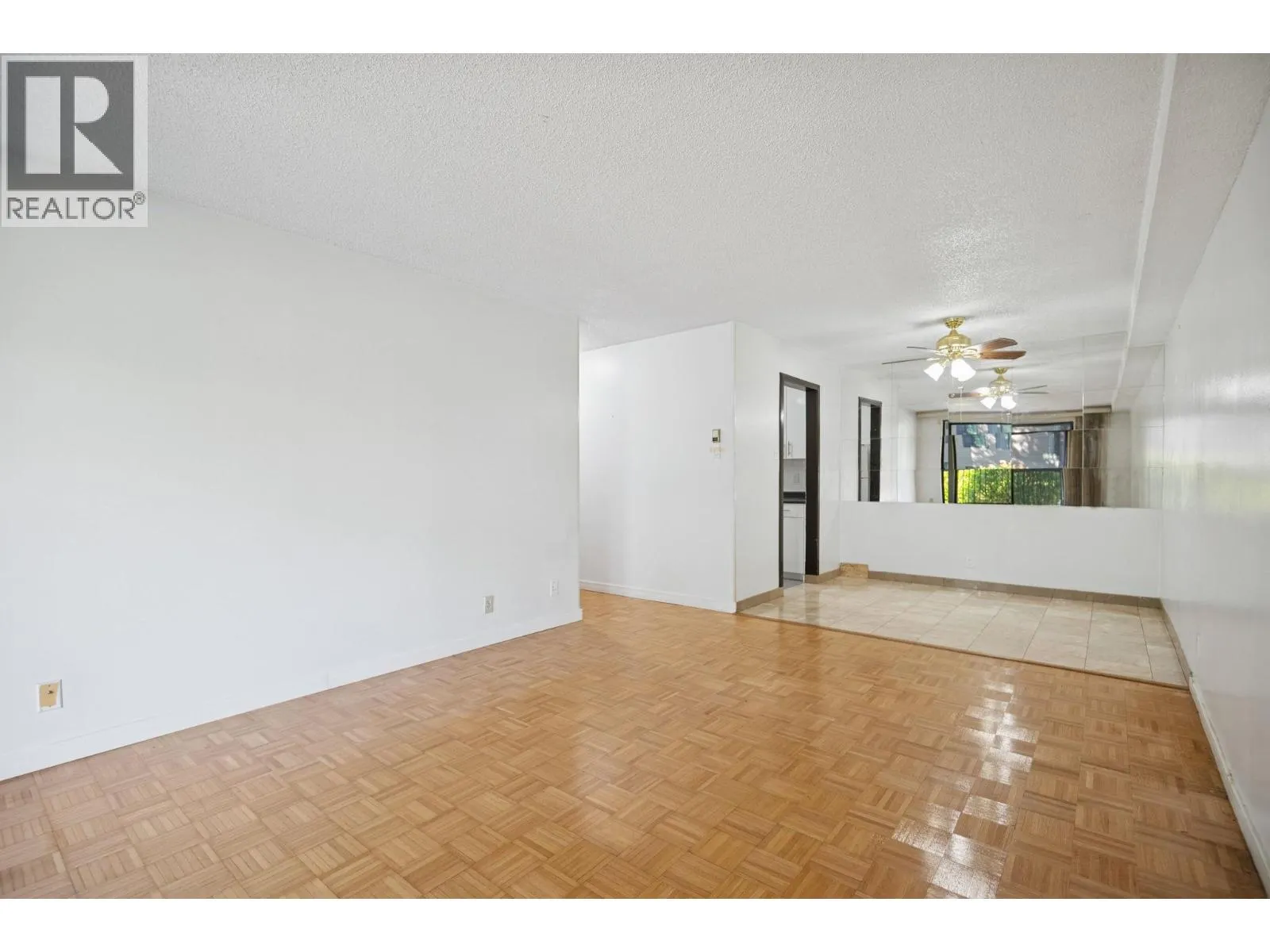 134 8411 ACKROYD ROAD