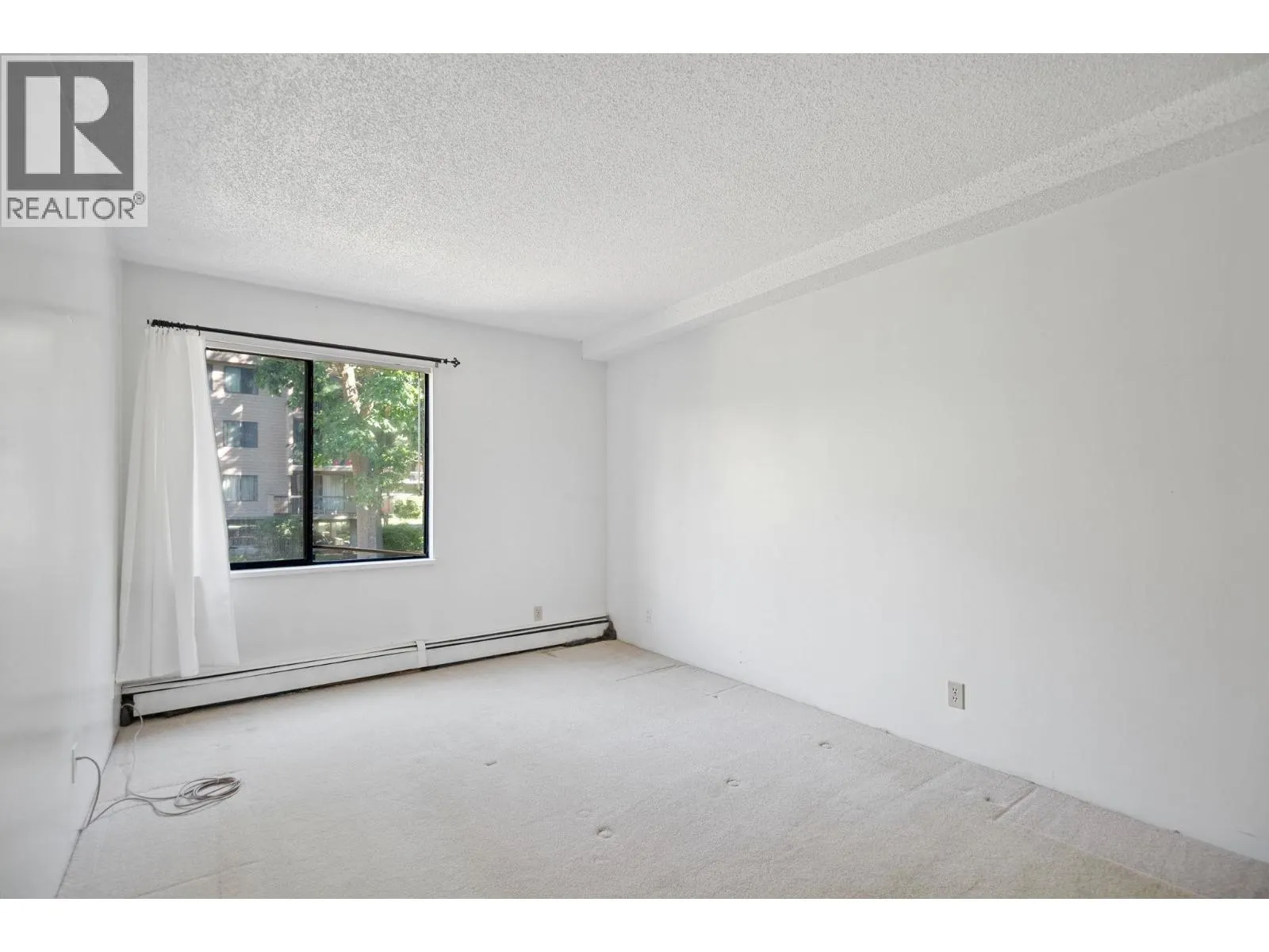 134 8411 ACKROYD ROAD