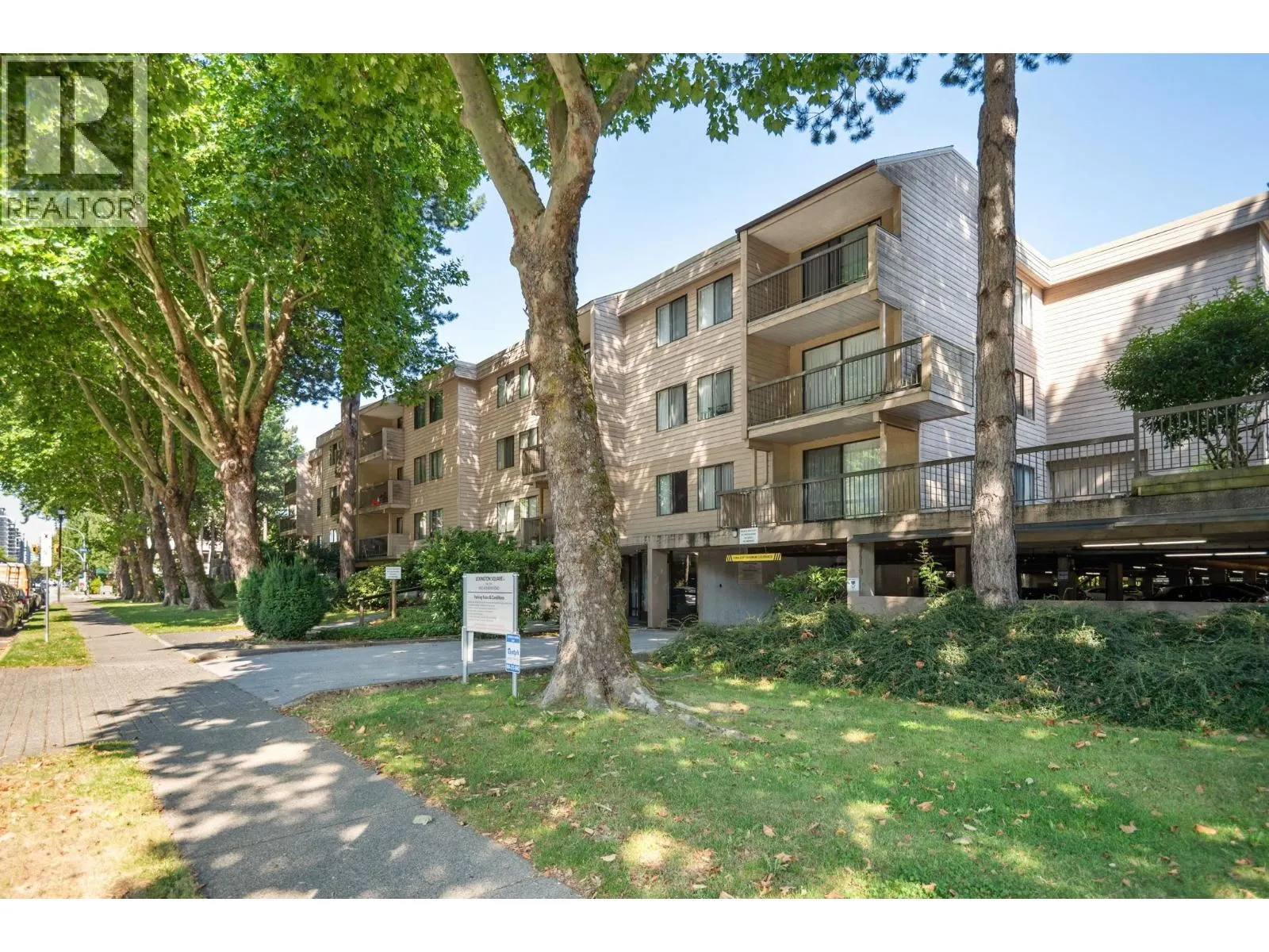 134 8411 ACKROYD ROAD