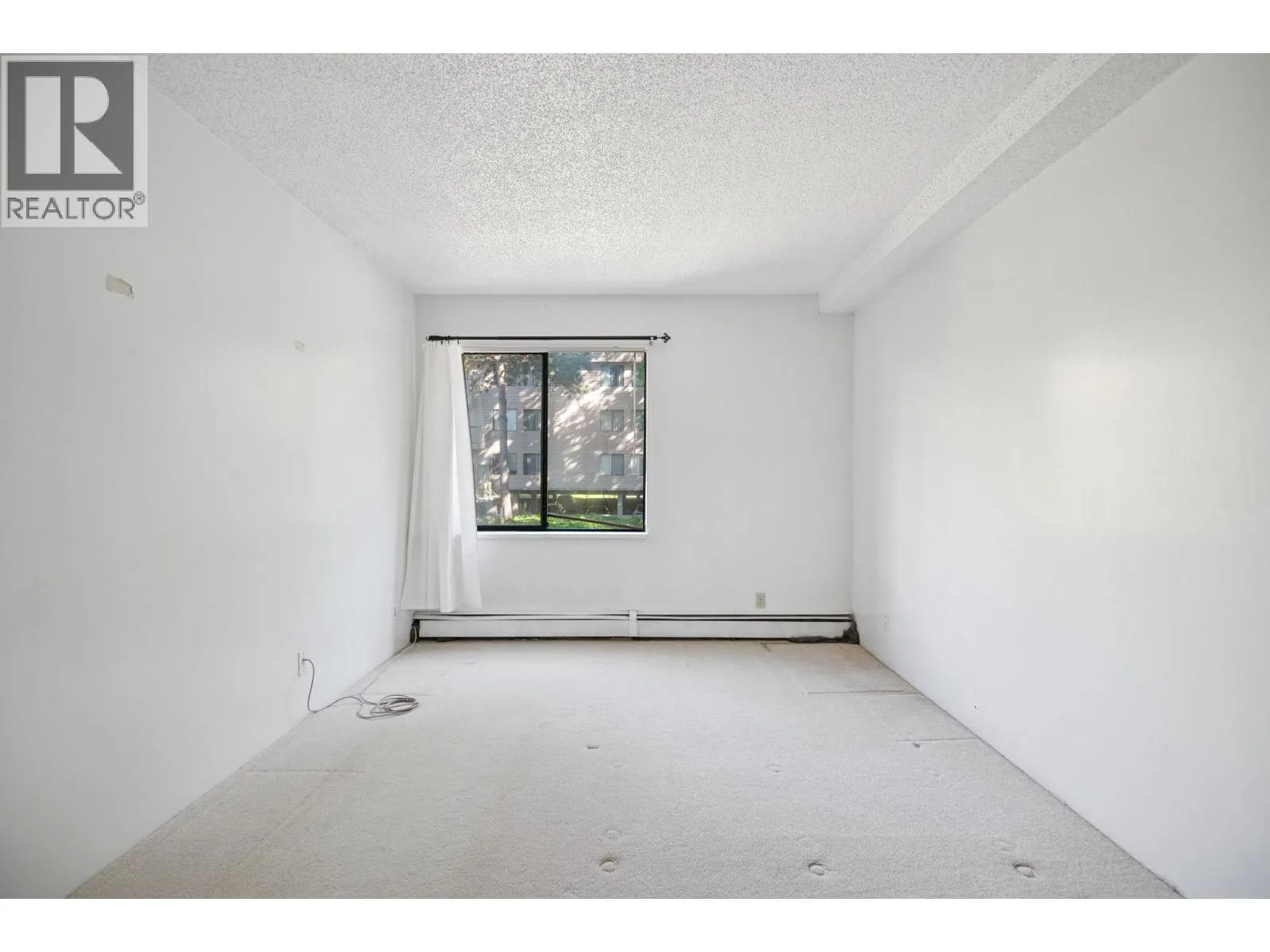 134 8411 ACKROYD ROAD