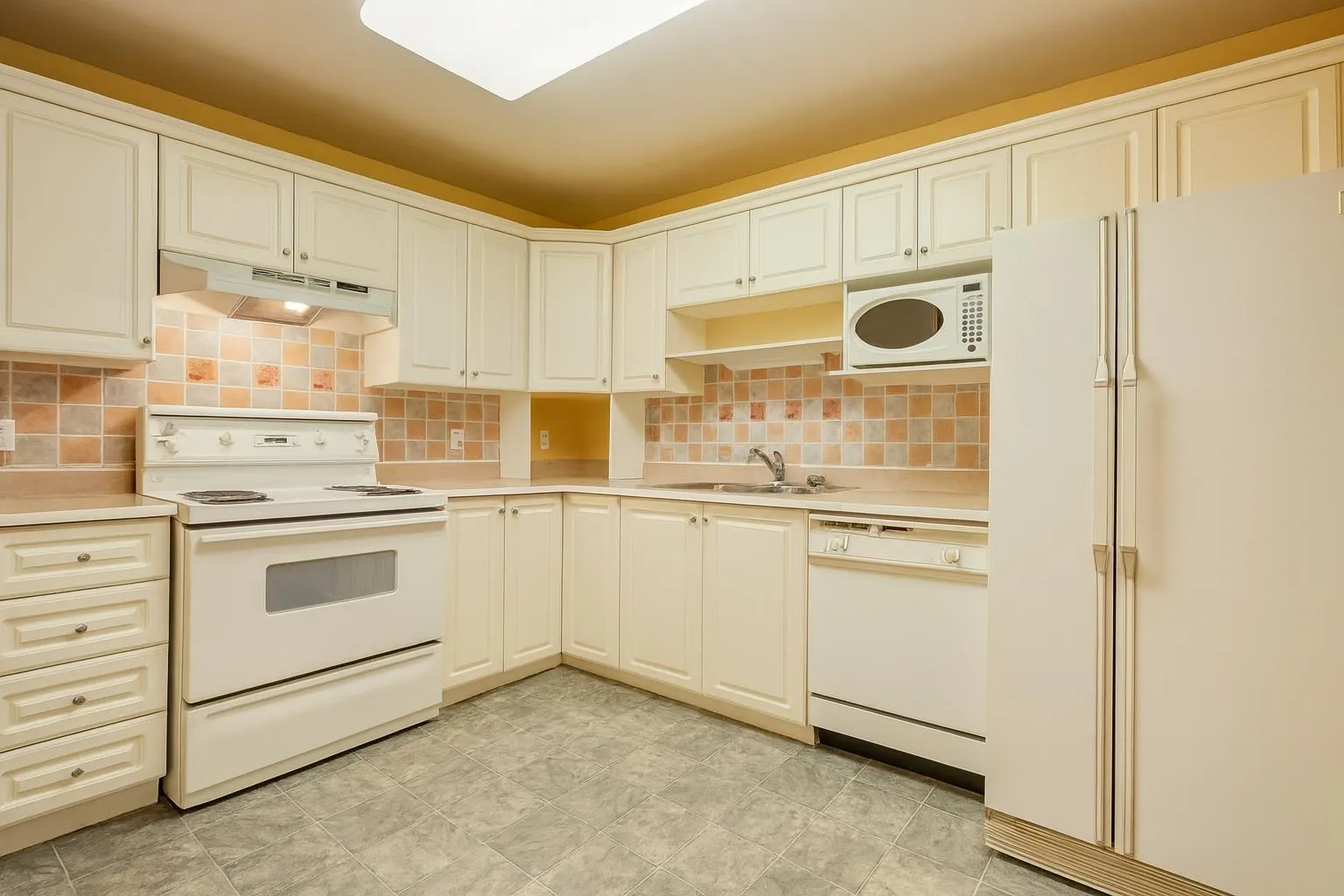 104 9143 EDWARD STREET|Chilliwack Proper West