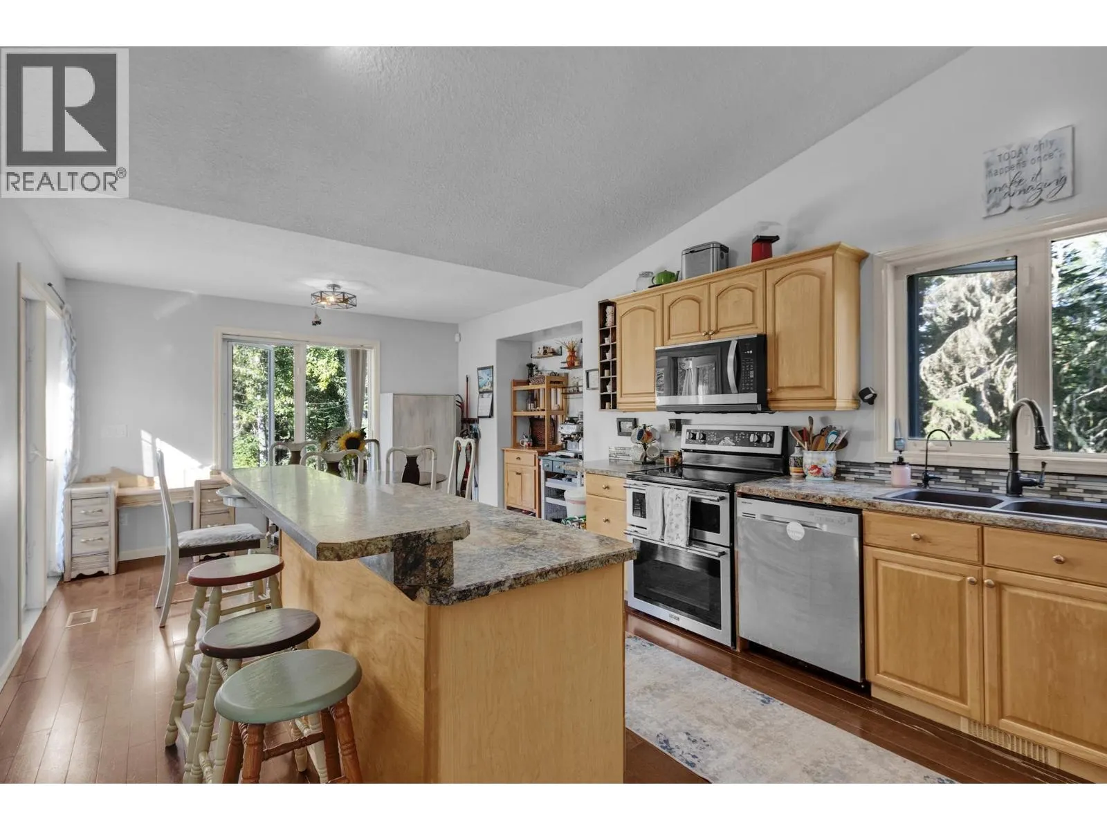 7640 BLOCK DRIVE