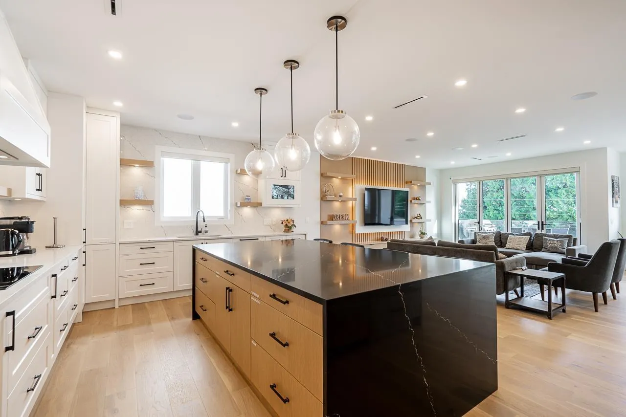 13511 MARINE DRIVE