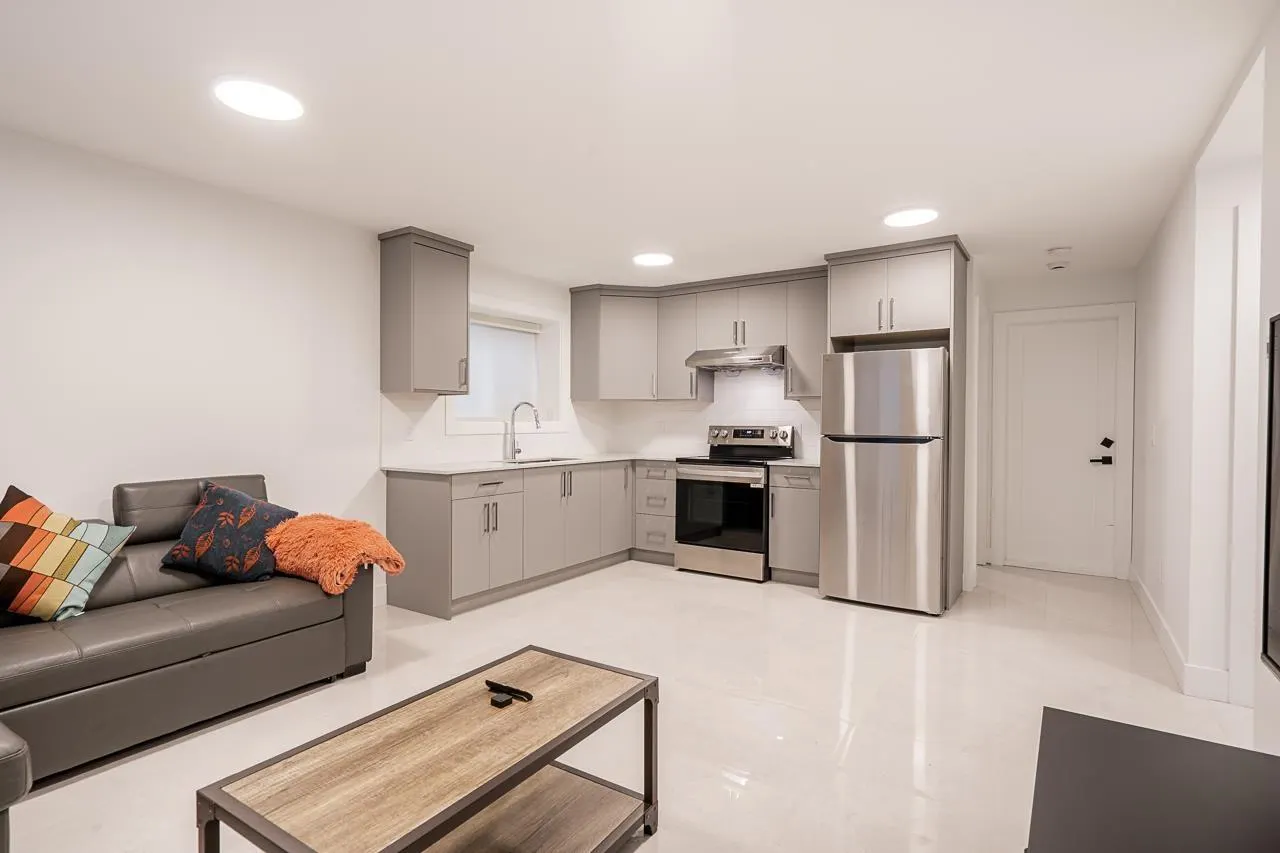 13511 MARINE DRIVE