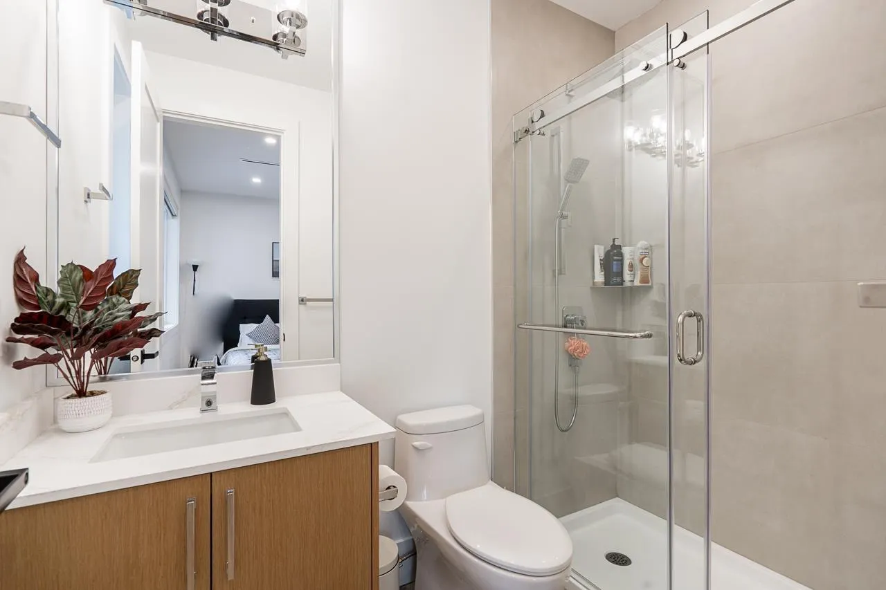 13511 MARINE DRIVE
