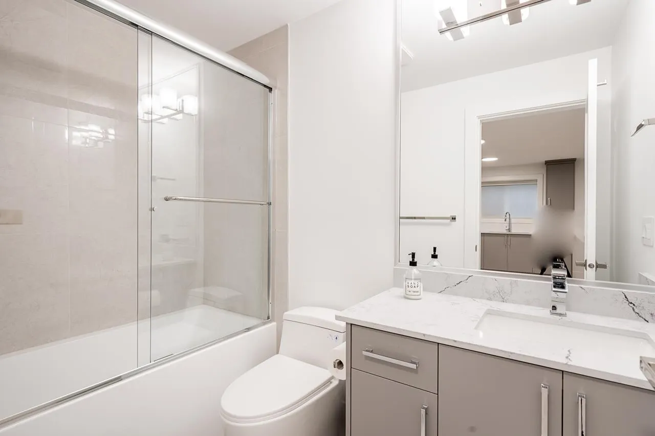 13511 MARINE DRIVE