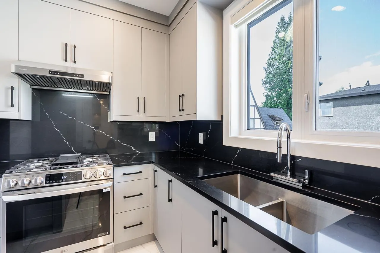 13511 MARINE DRIVE