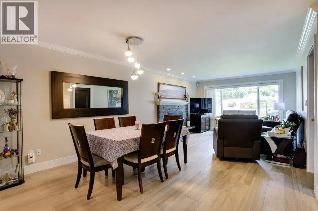 205 E 28TH STREET