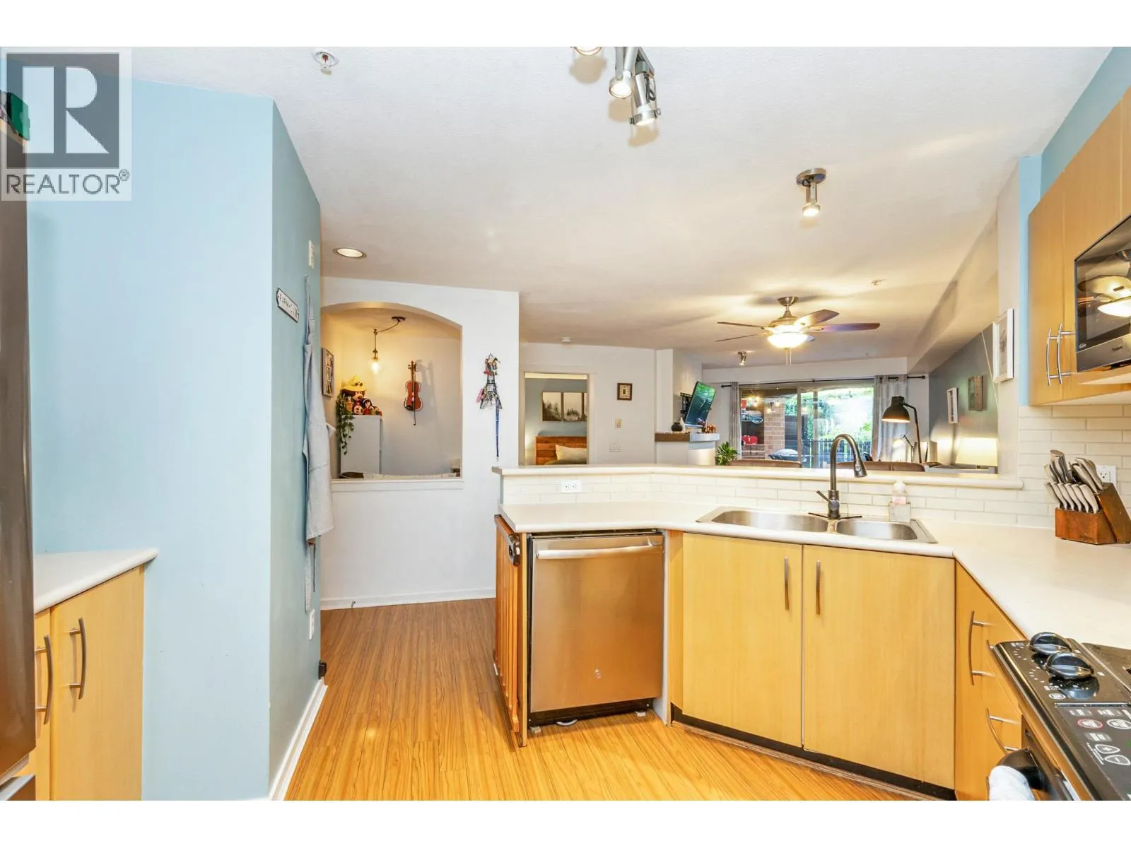 110 400 KLAHANIE DRIVE