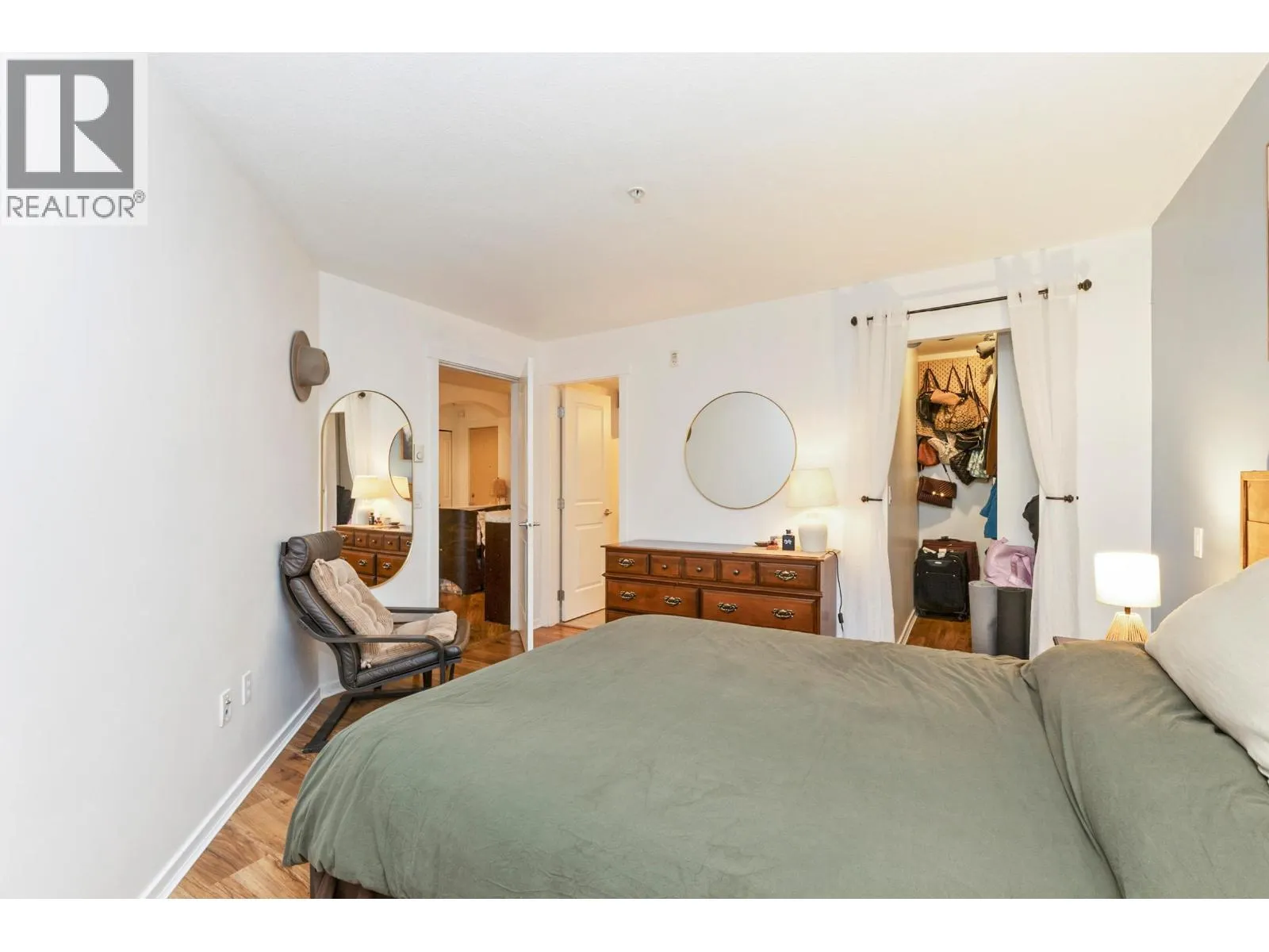 110 400 KLAHANIE DRIVE