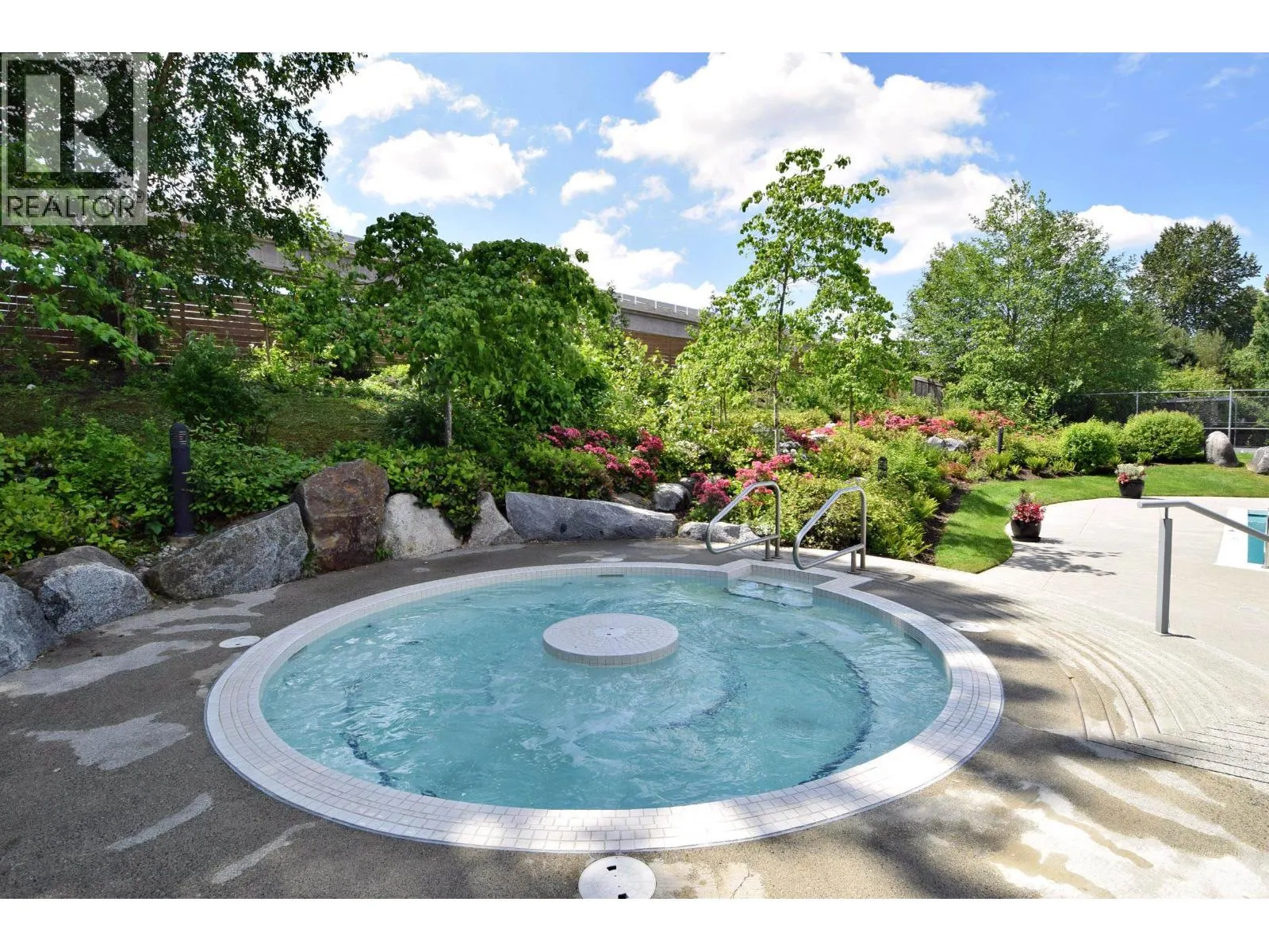110 400 KLAHANIE DRIVE