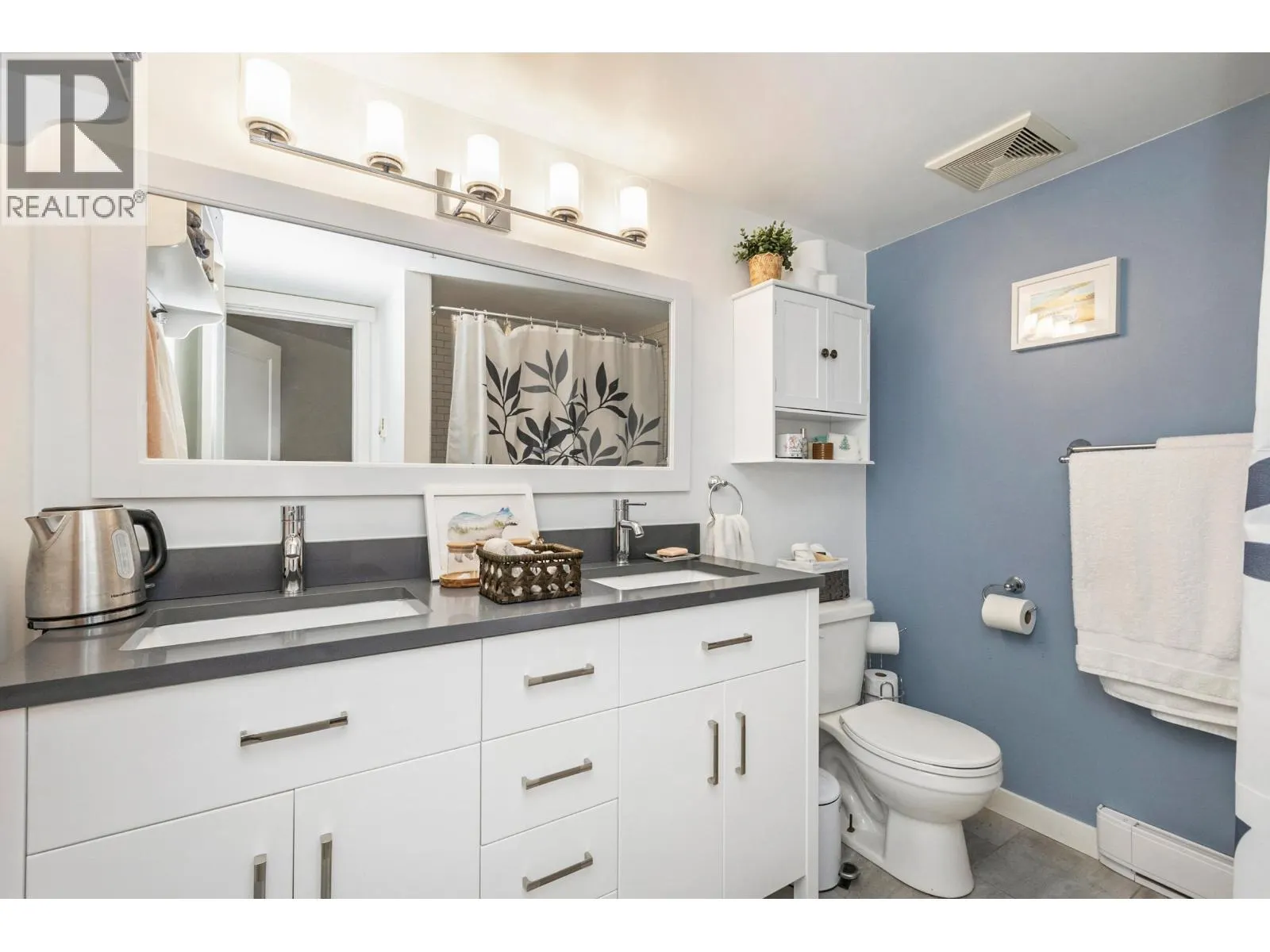 110 400 KLAHANIE DRIVE