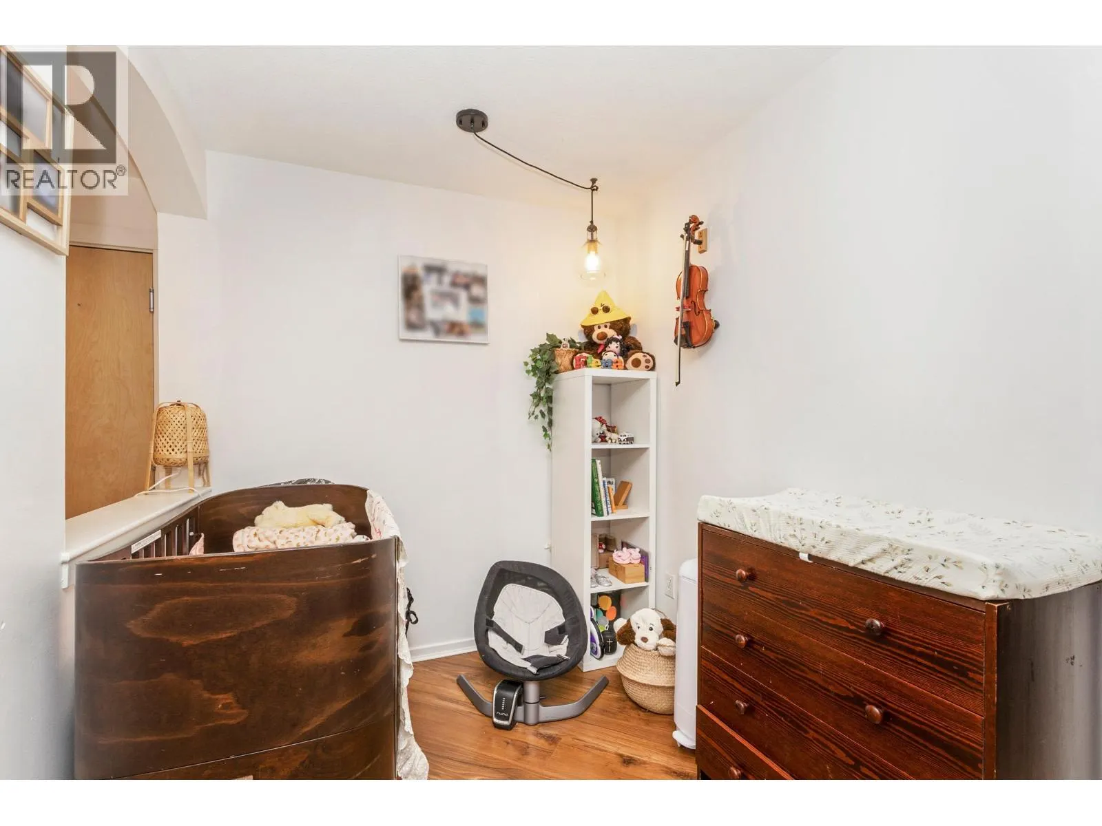 110 400 KLAHANIE DRIVE