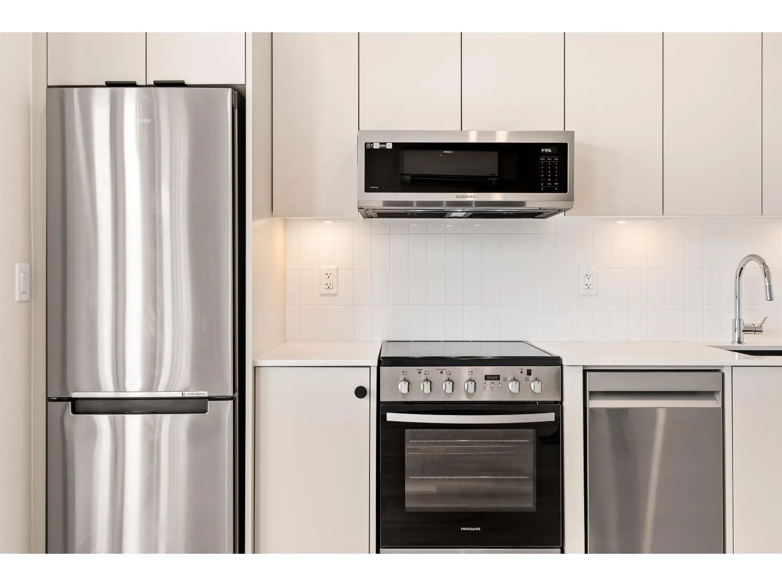 316 45511 CAMPUS DRIVE|Garrison Crossing