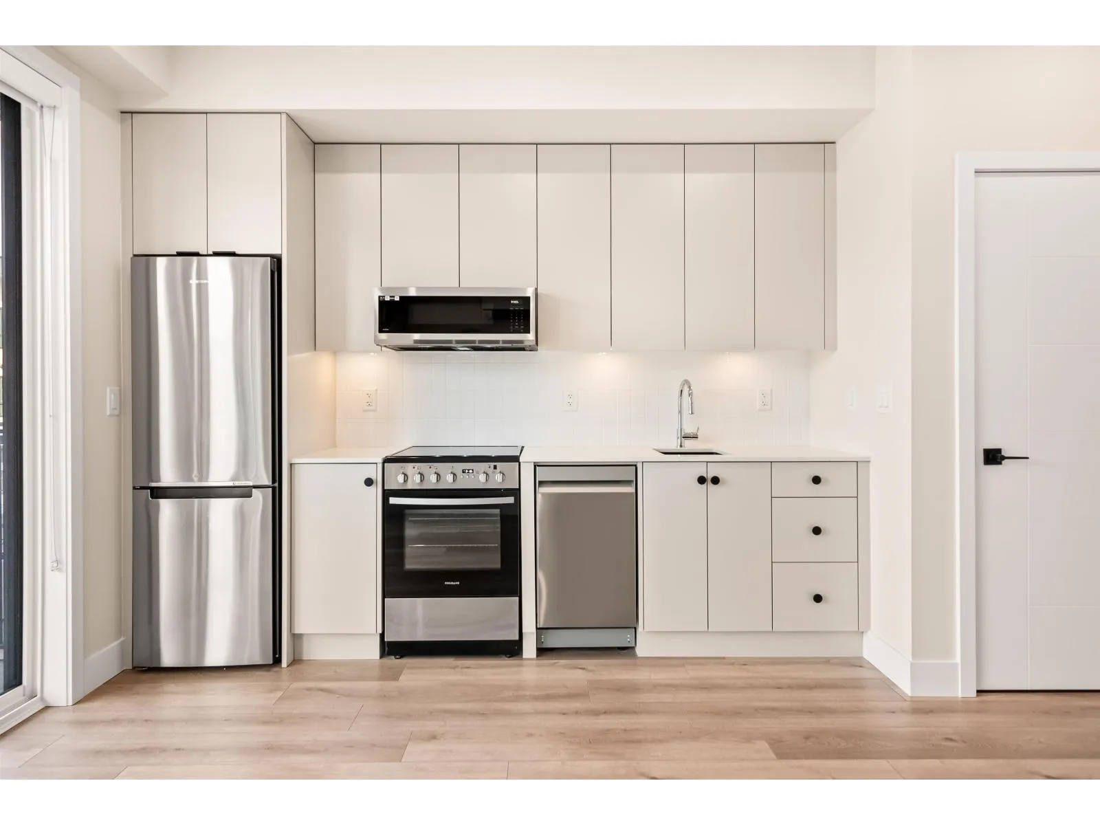 316 45511 CAMPUS DRIVE|Garrison Crossing