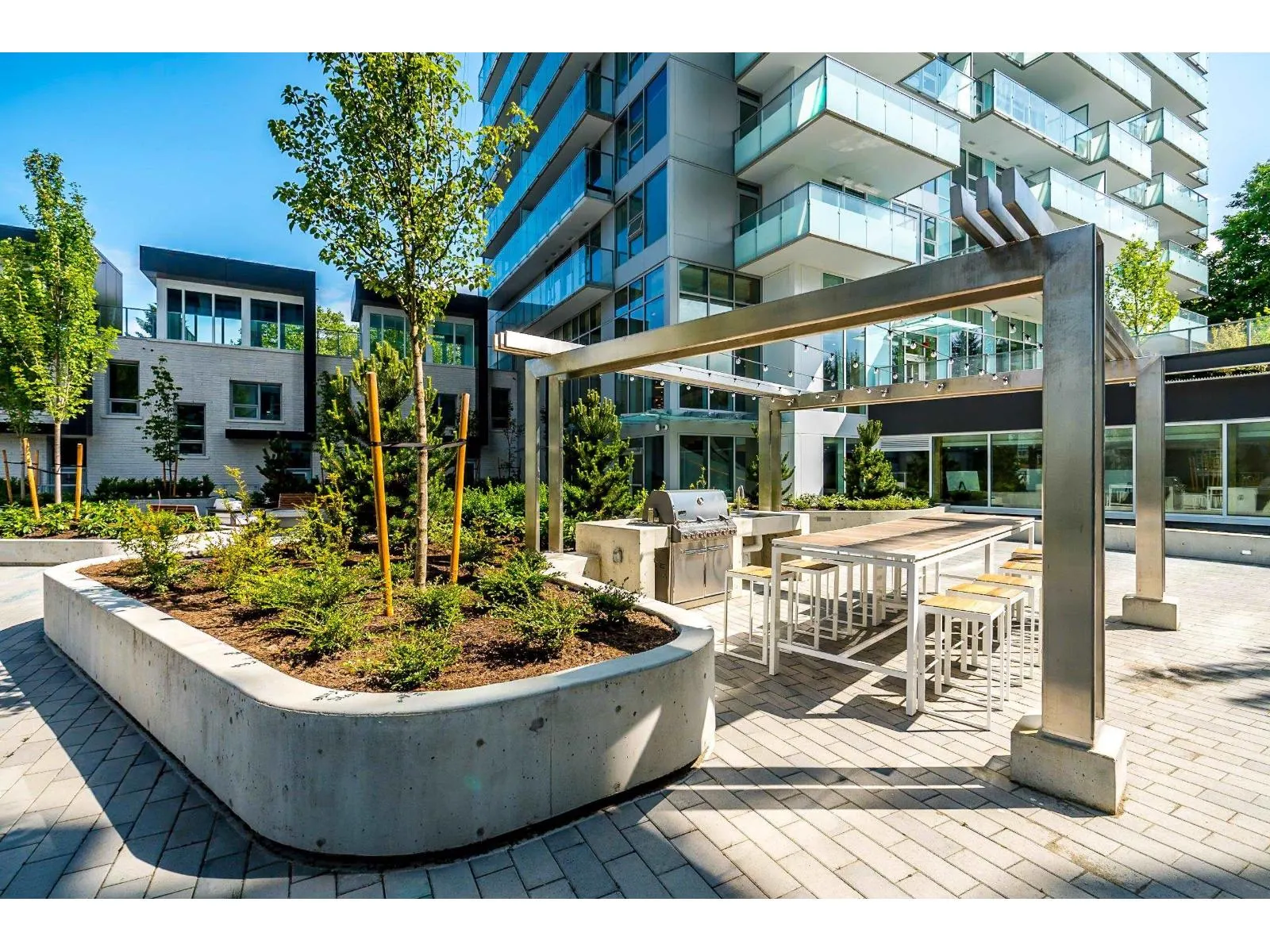 611 13778 100 AVENUE
