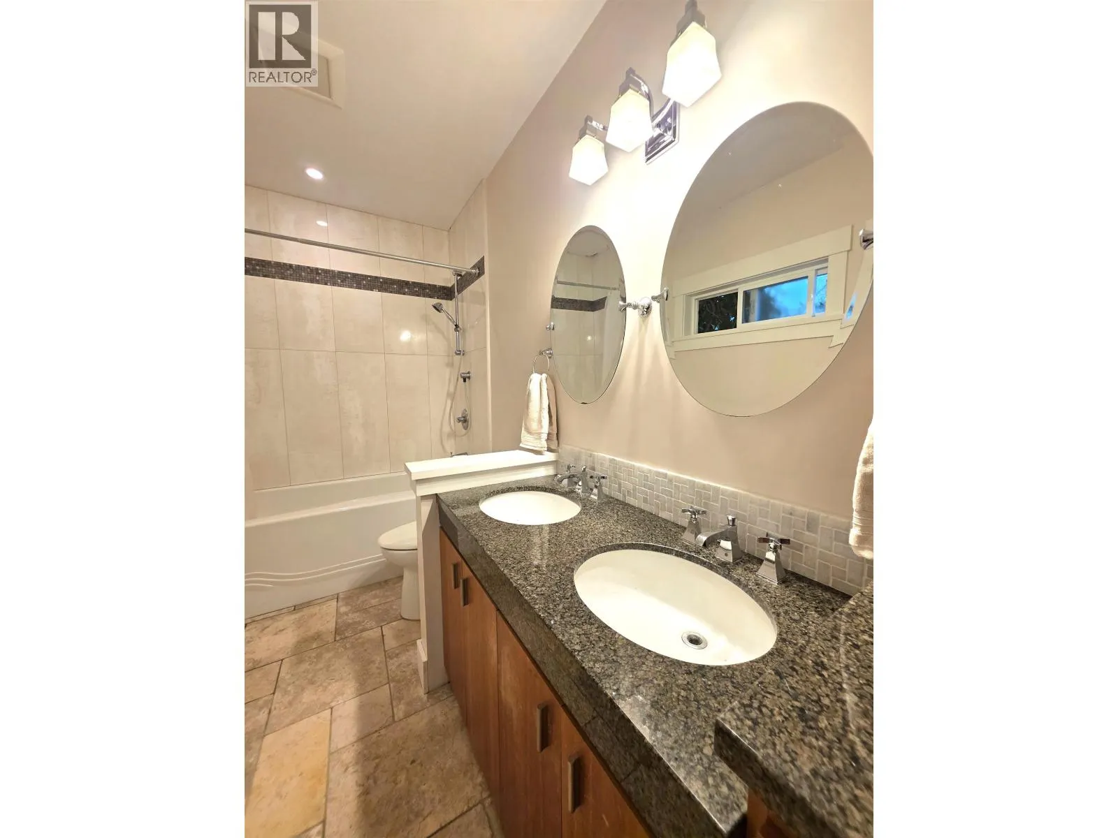 1692 WINDERMERE PLACE
