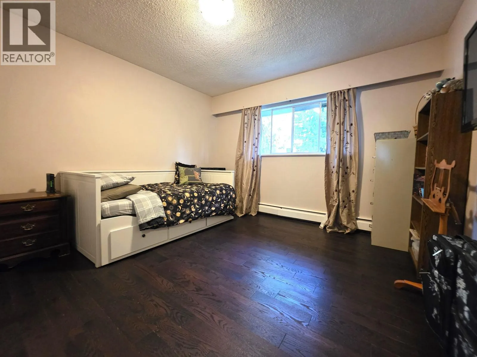 1692 WINDERMERE PLACE