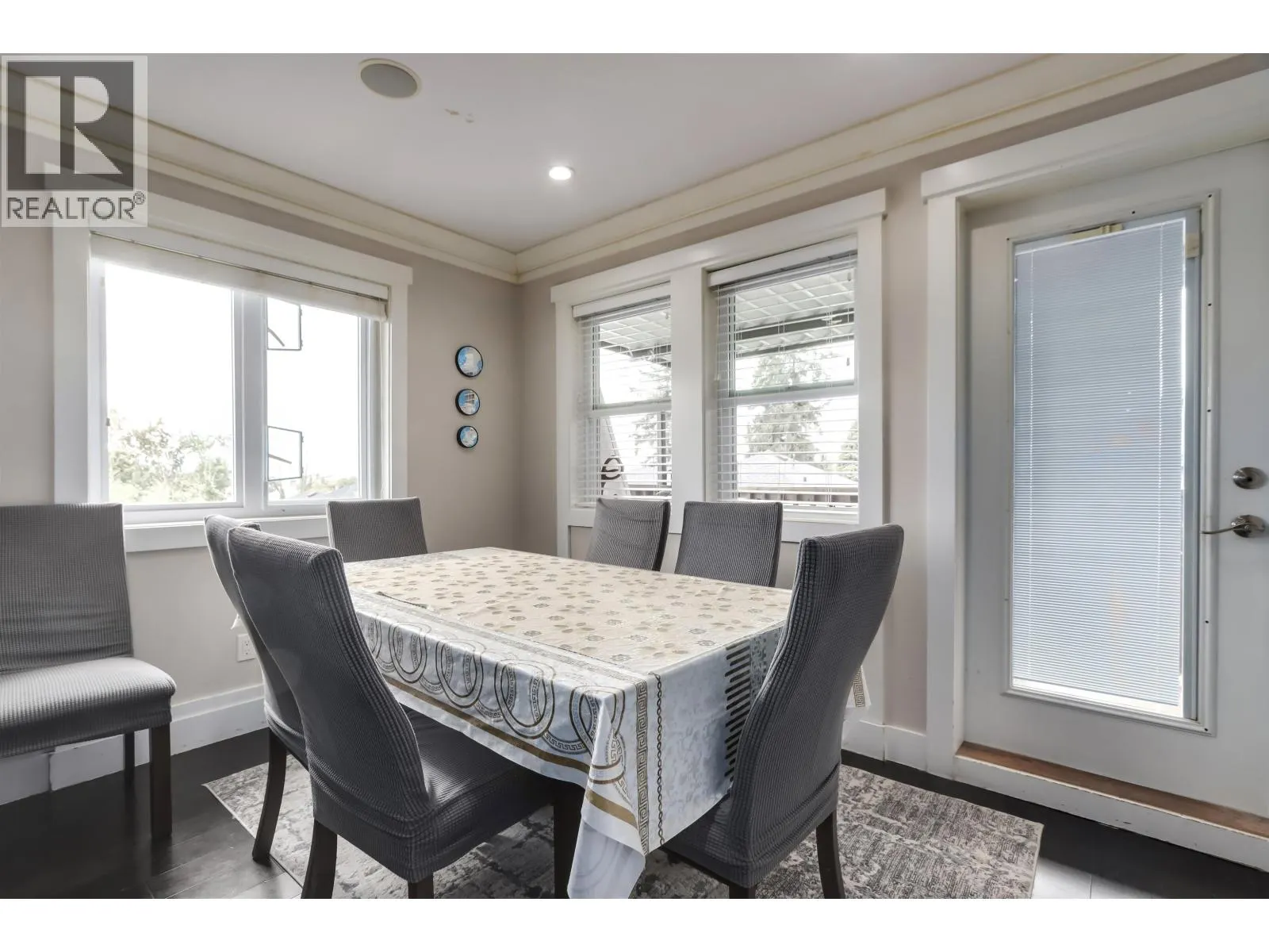 8363 VICTORIA DRIVE