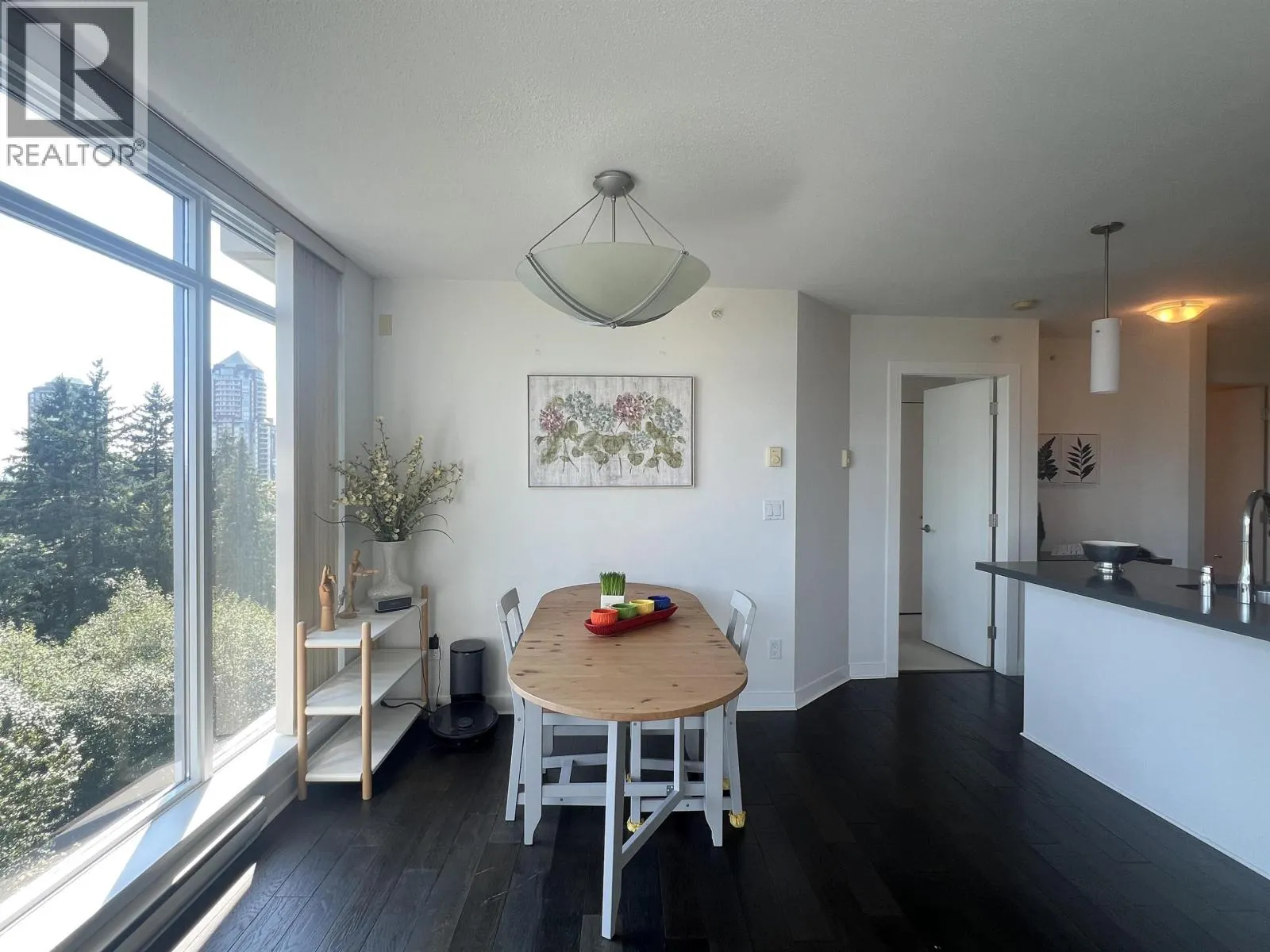 1207 7090 EDMONDS STREET