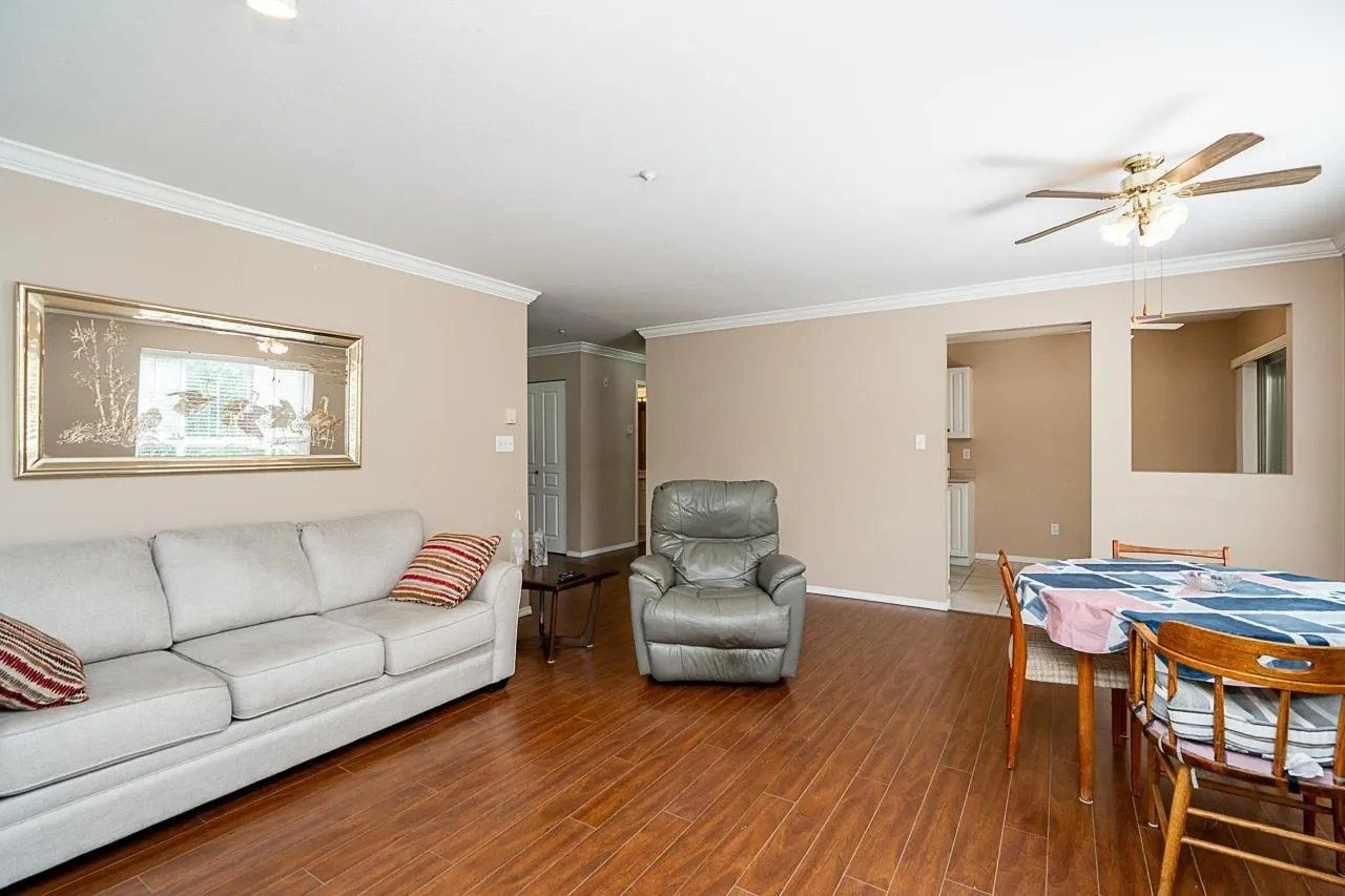 203 15885 84 AVENUE